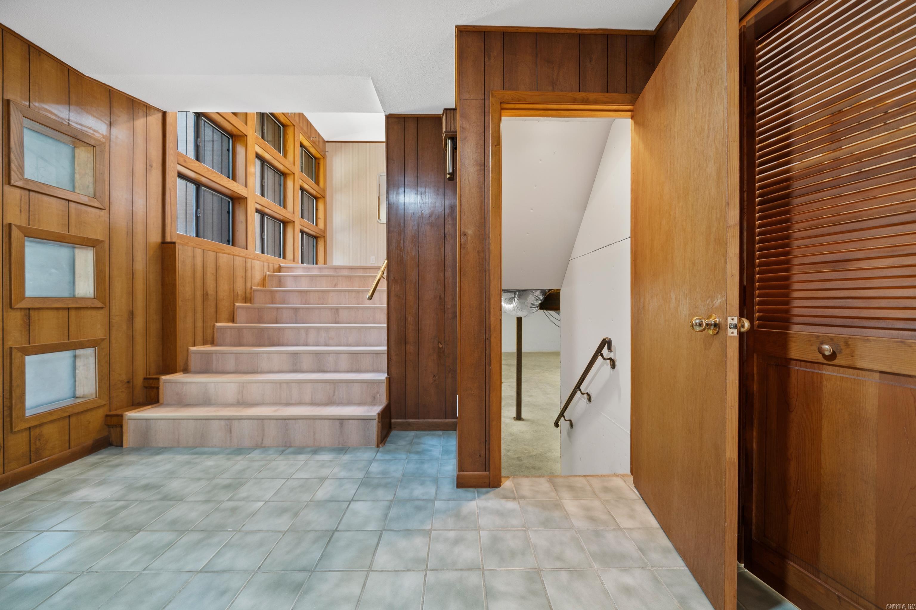 208 Southshore  Hot Springs, AR