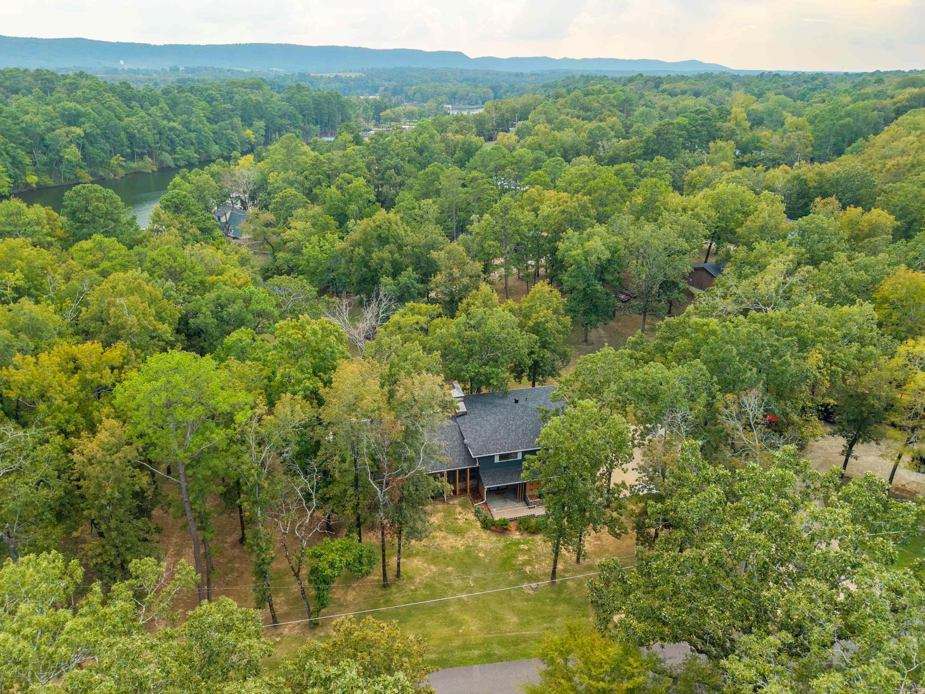 208 Southshore  Hot Springs, AR