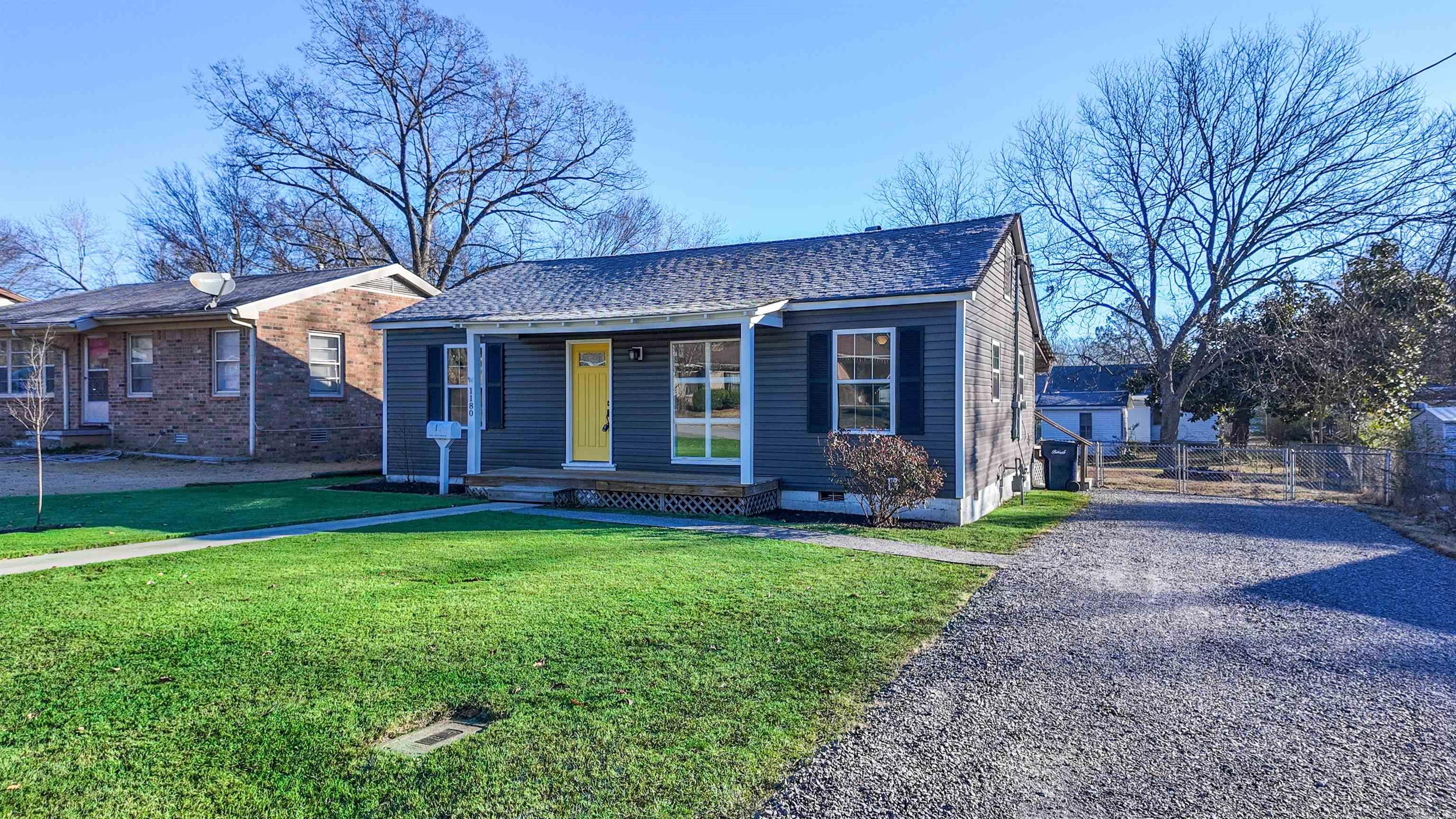 1180 Arch  Batesville, AR