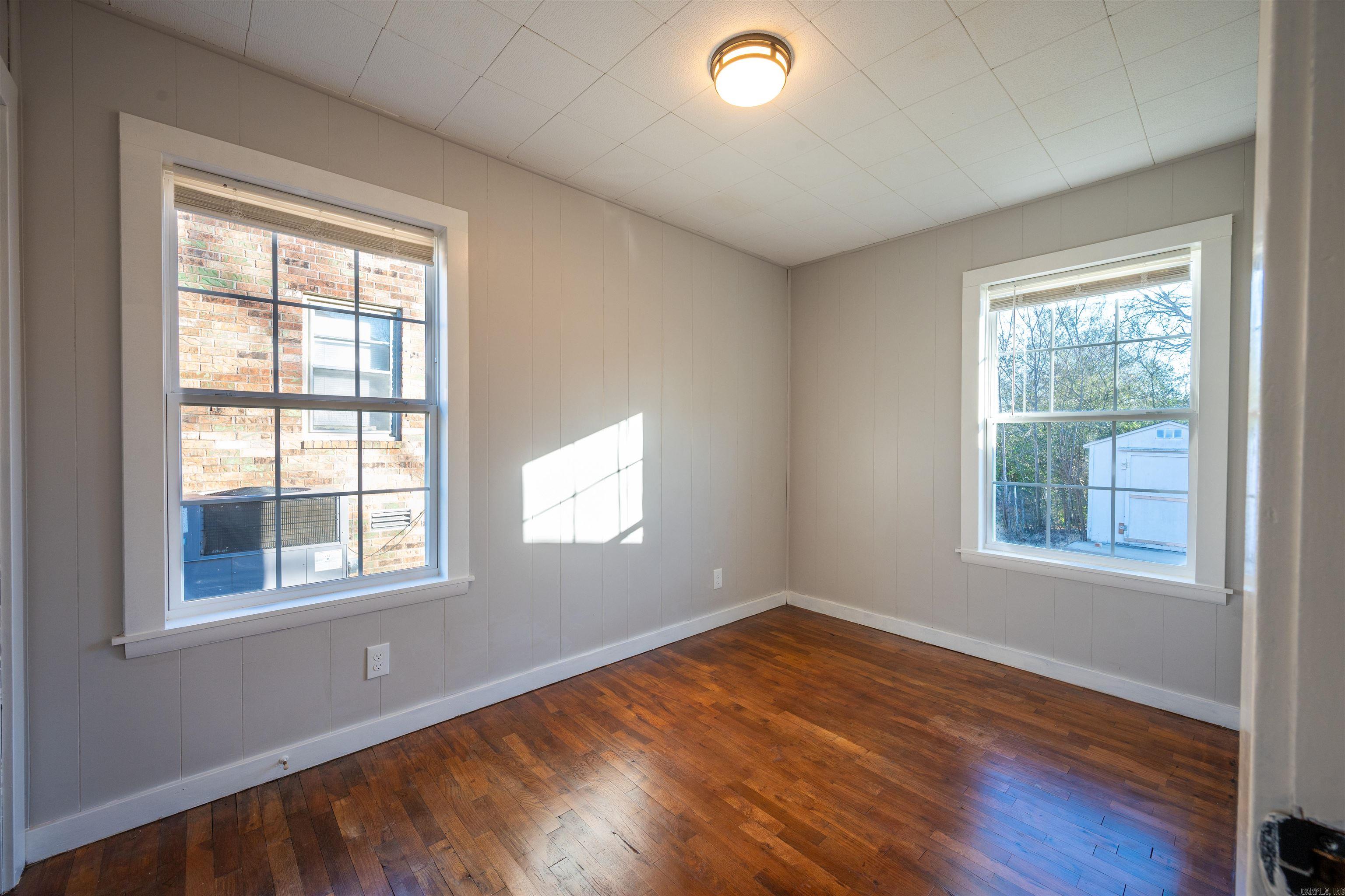 1180 Arch  Batesville, AR