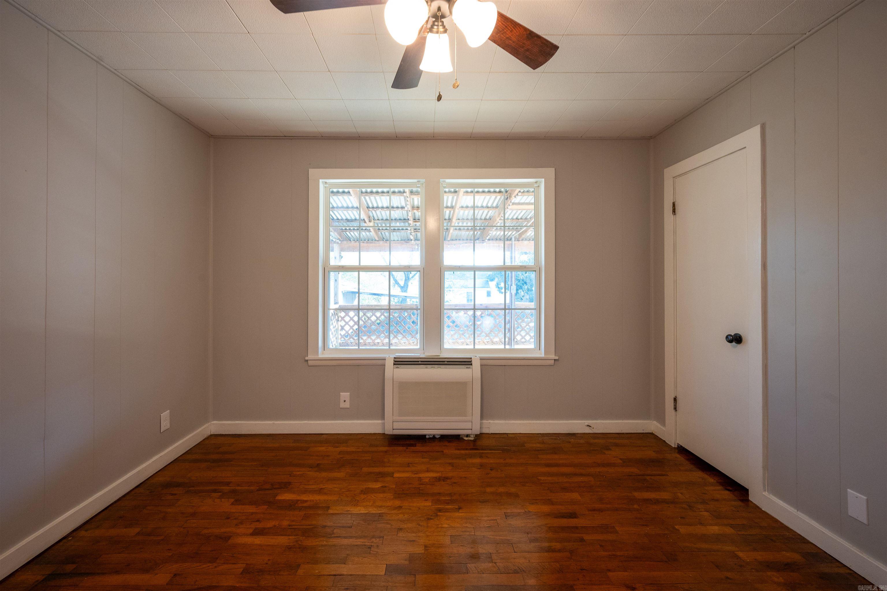 1180 Arch  Batesville, AR