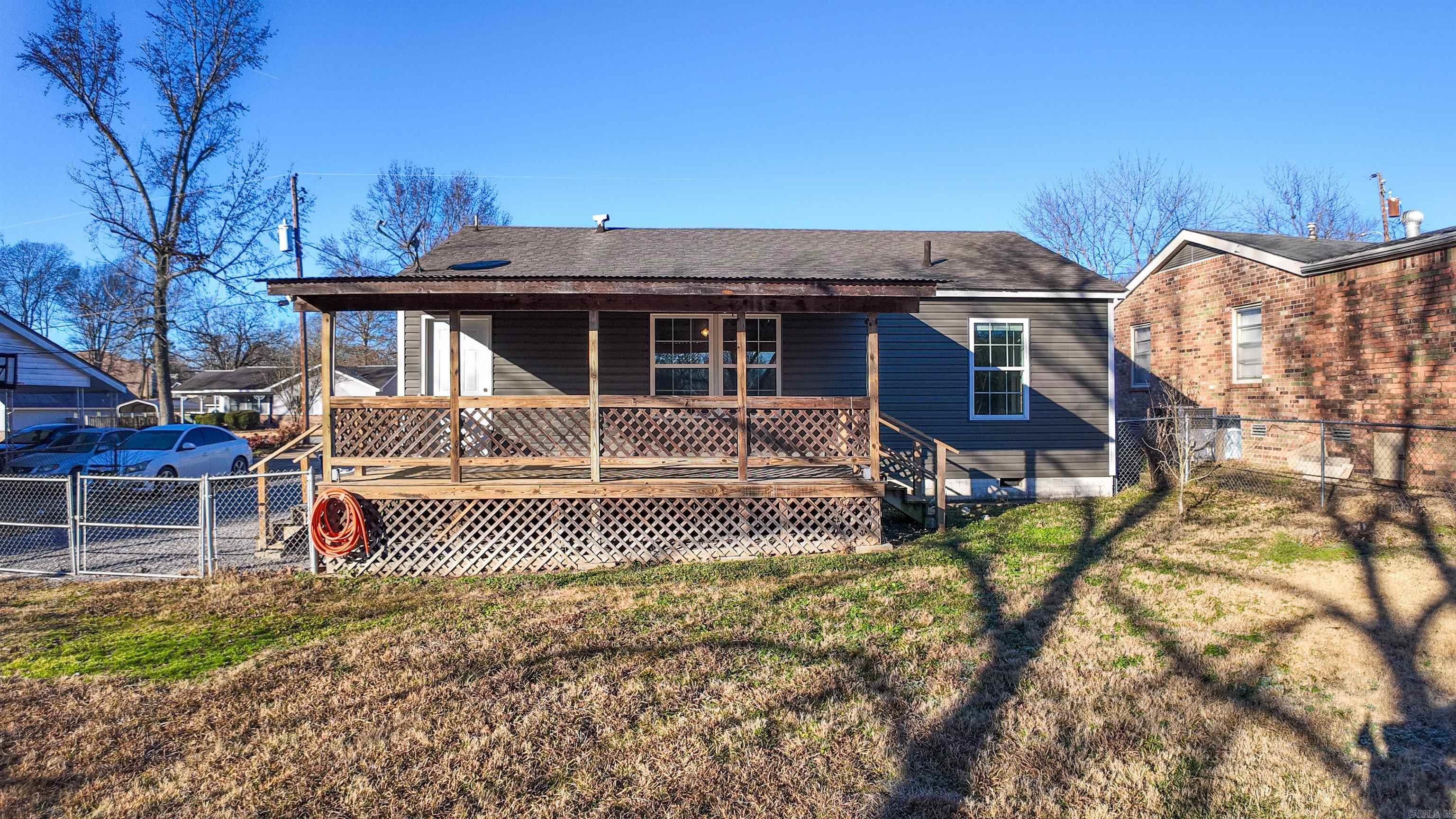 1180 Arch  Batesville, AR