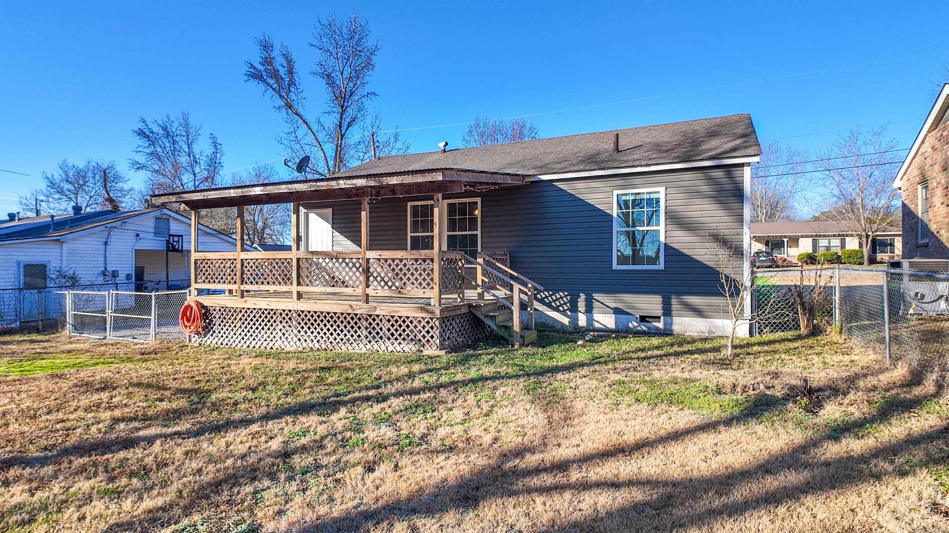 1180 Arch  Batesville, AR