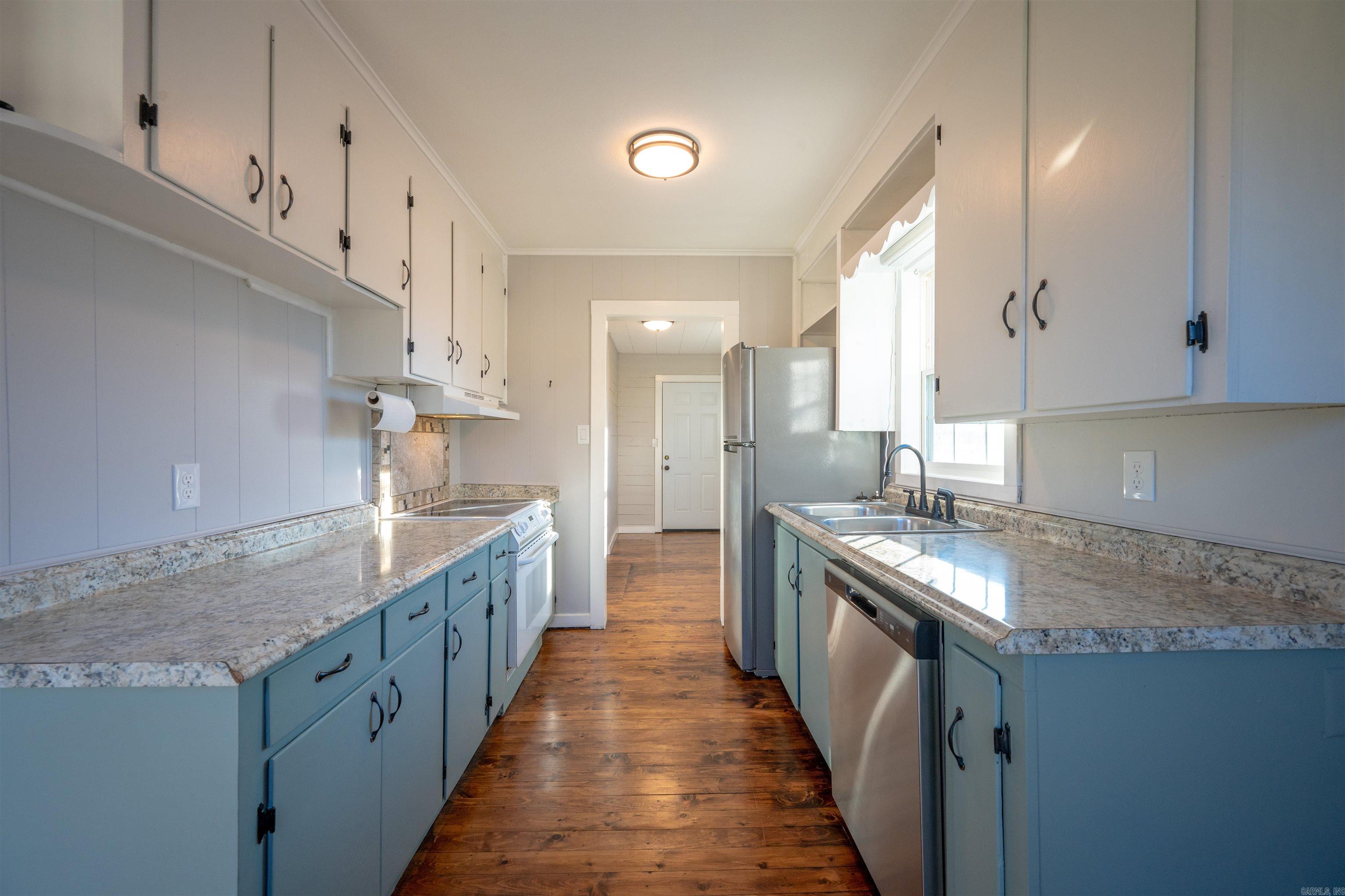 1180 Arch  Batesville, AR