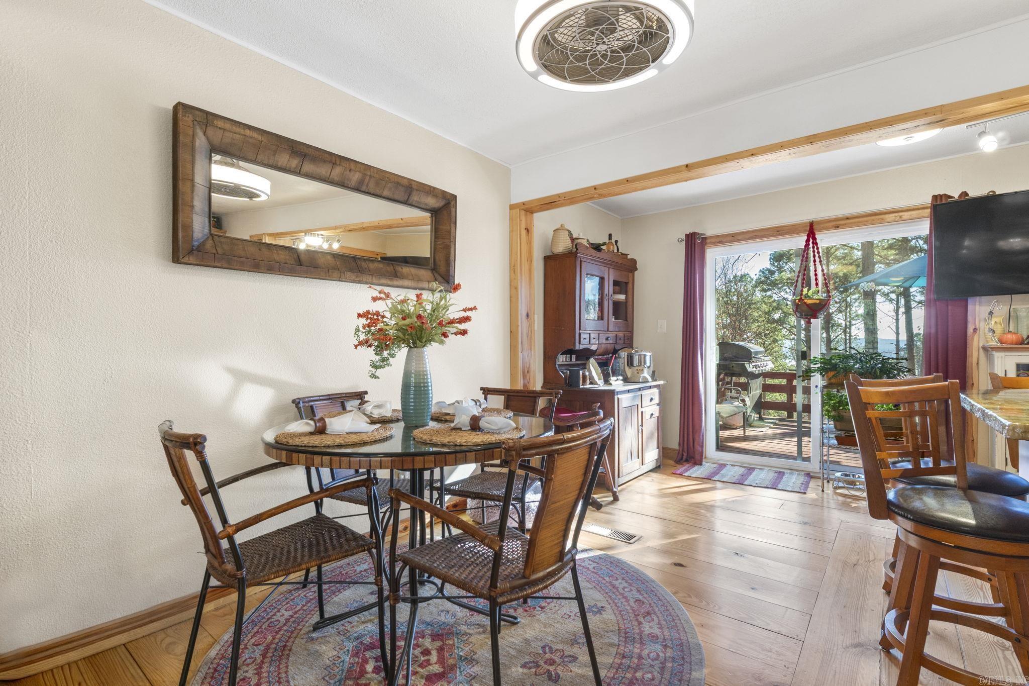 118 Cedar Valley Rd  Fairfield Bay, AR