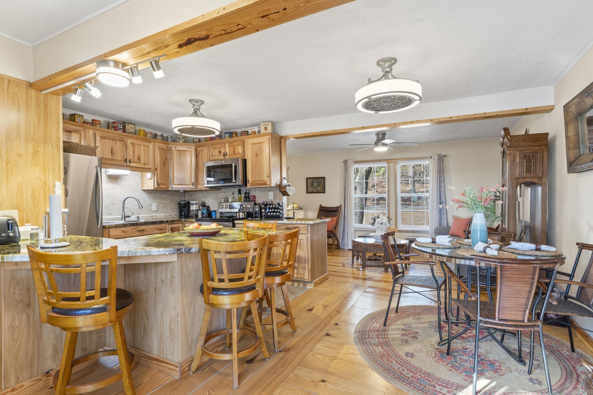 118 Cedar Valley Rd  Fairfield Bay, AR