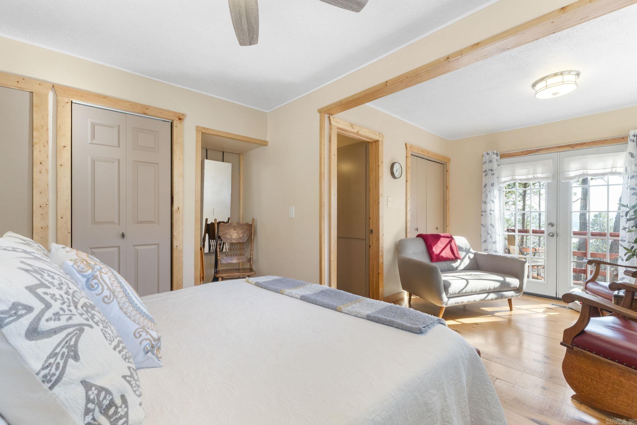 118 Cedar Valley Rd  Fairfield Bay, AR