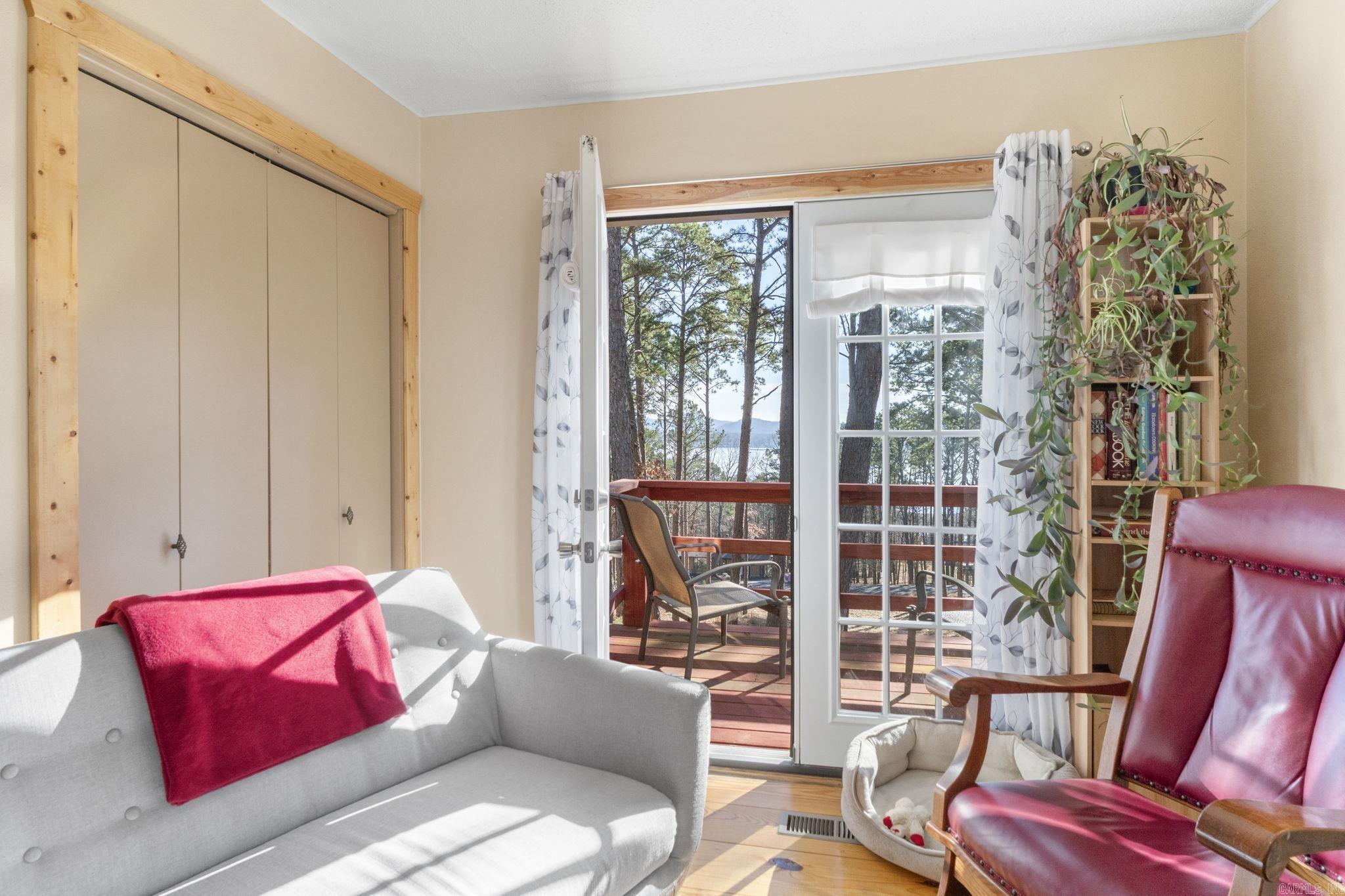 118 Cedar Valley Rd  Fairfield Bay, AR