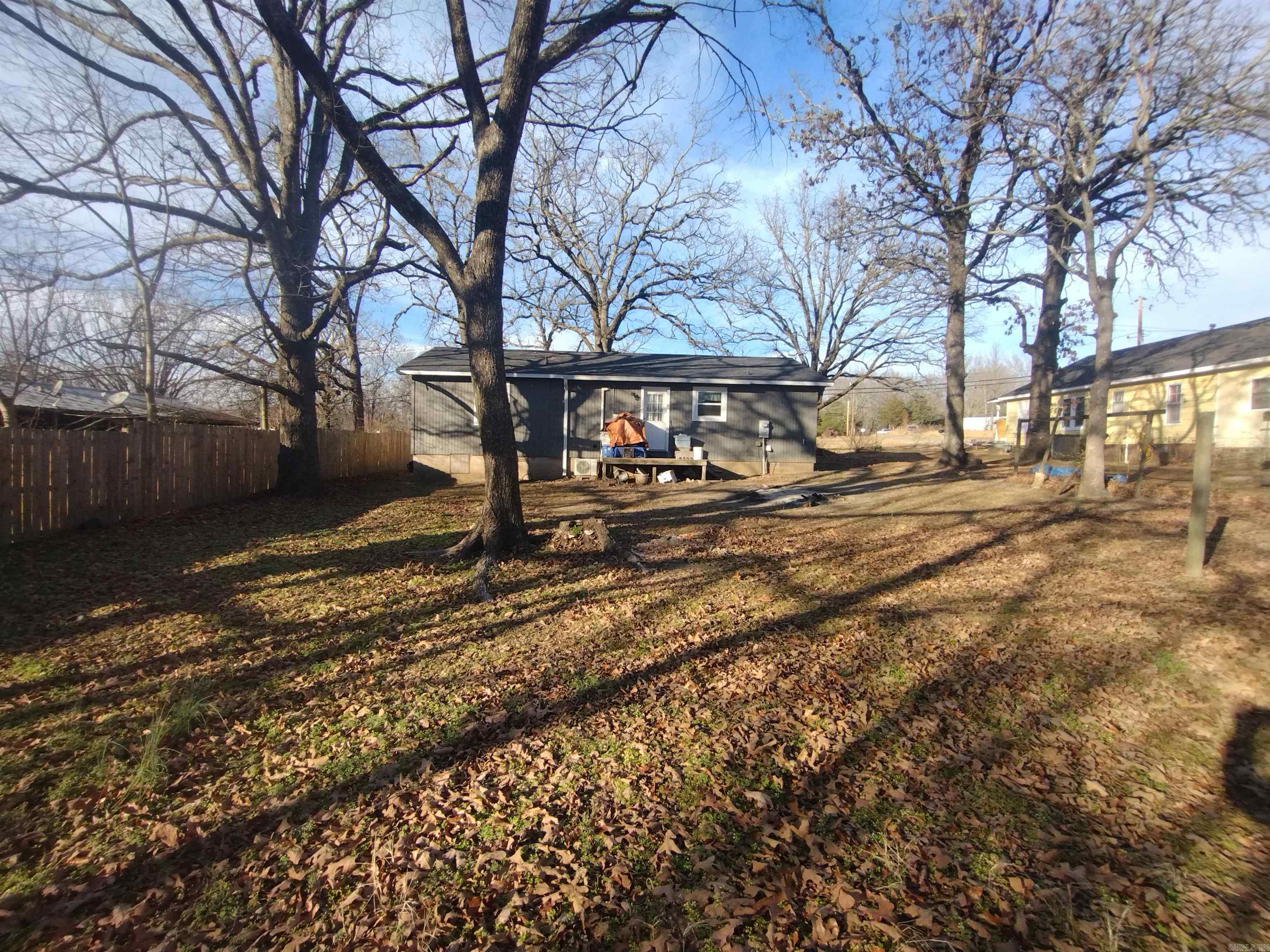 609 E Webb  Mountain View, AR