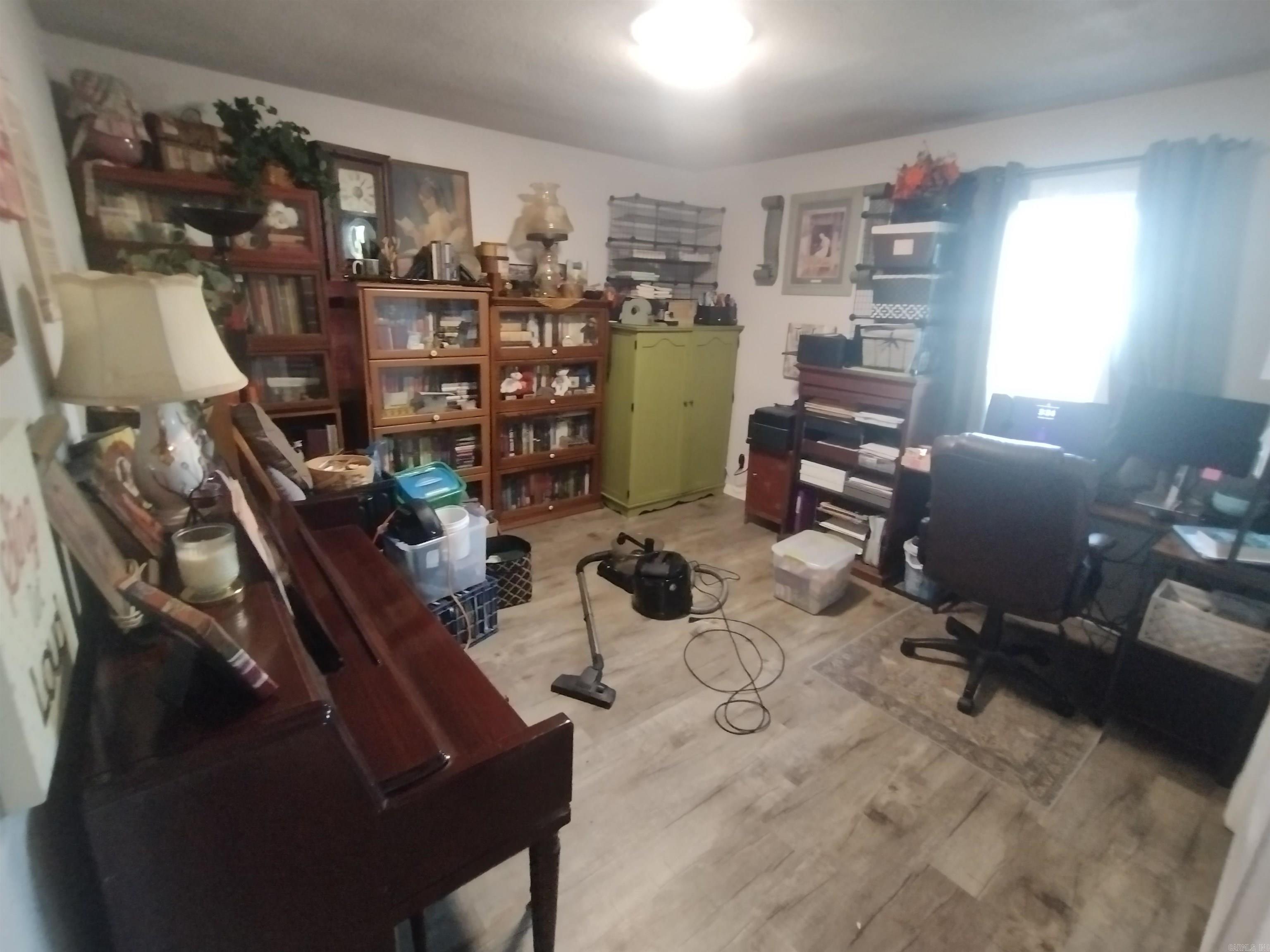 609 E Webb  Mountain View, AR