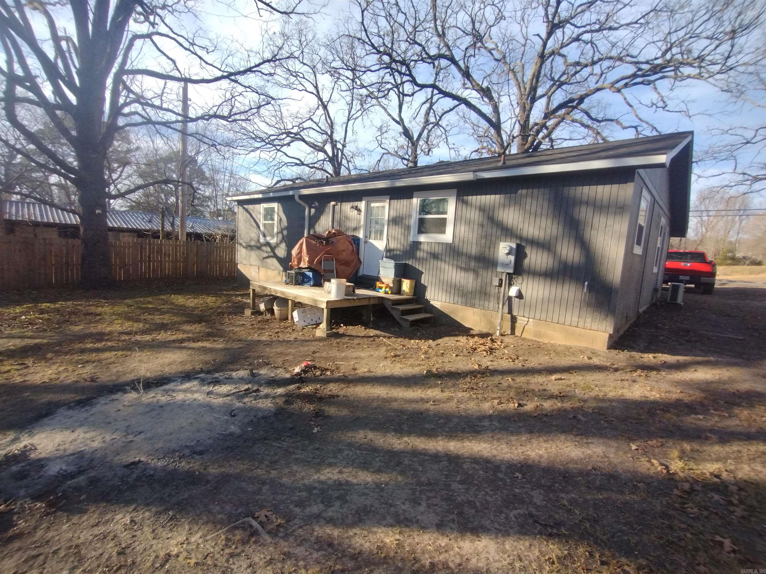 609 E Webb  Mountain View, AR