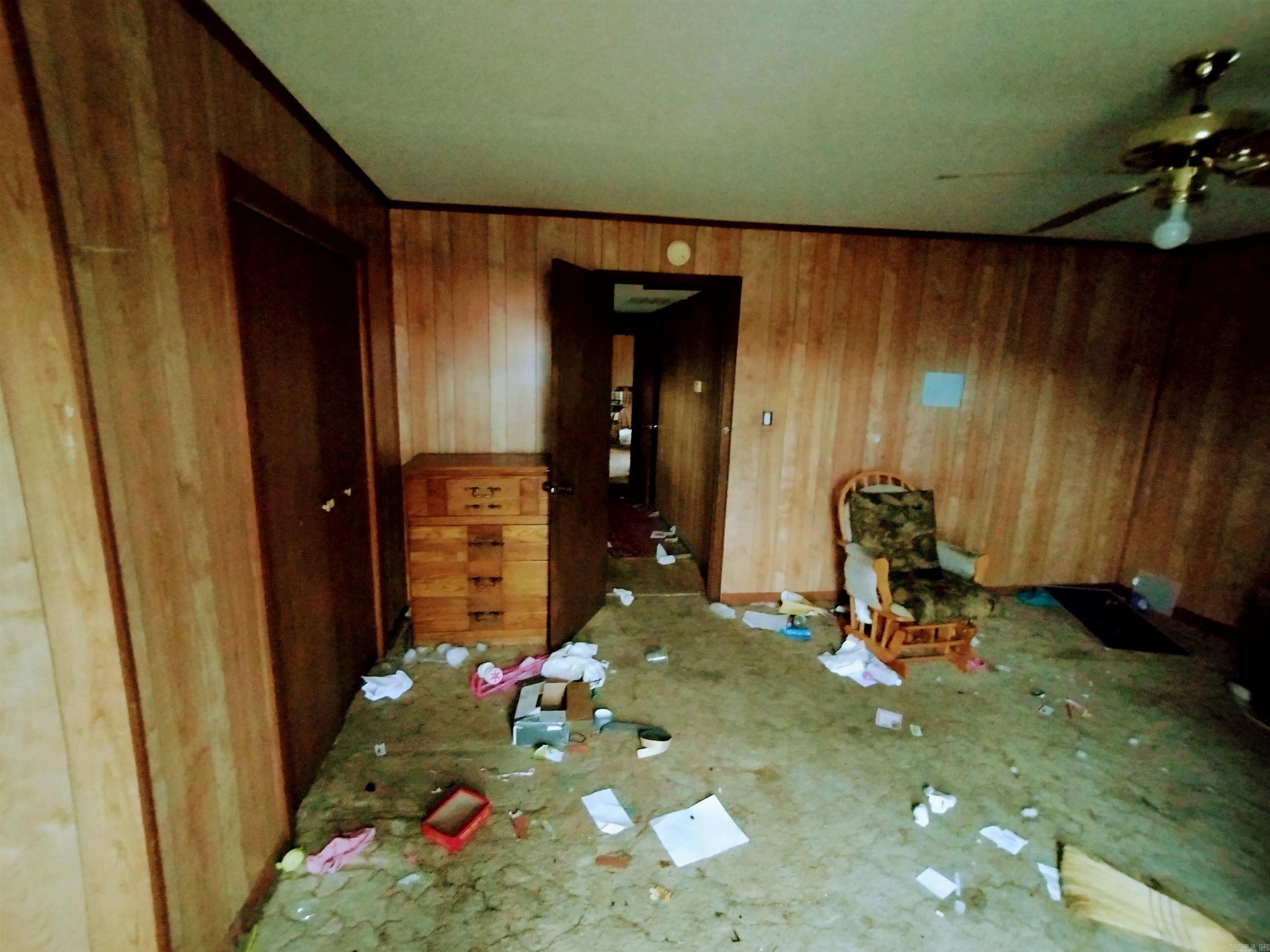 00 Green AVE.  Mountain View, AR