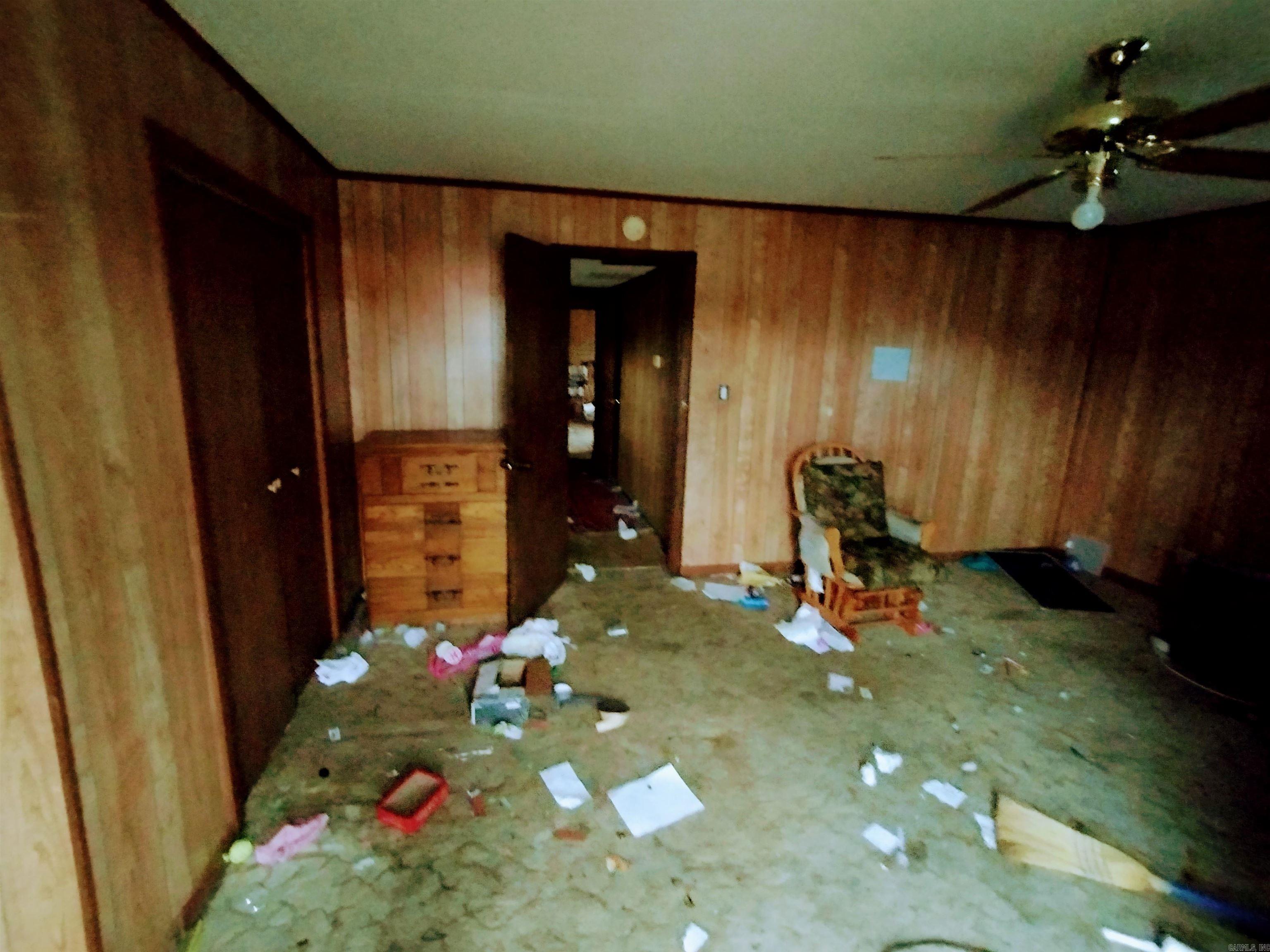 00 Green AVE.  Mountain View, AR