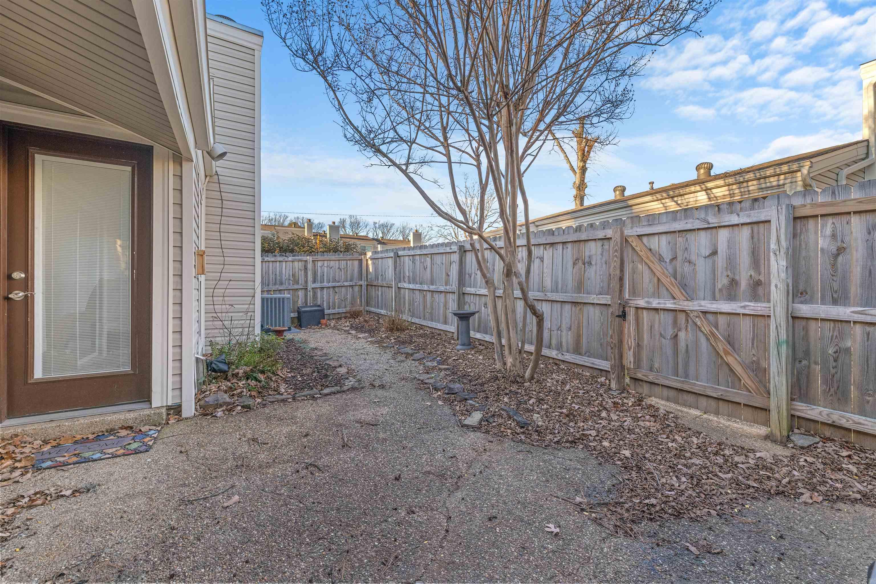 2001 Broken Bow  North Little Rock, AR