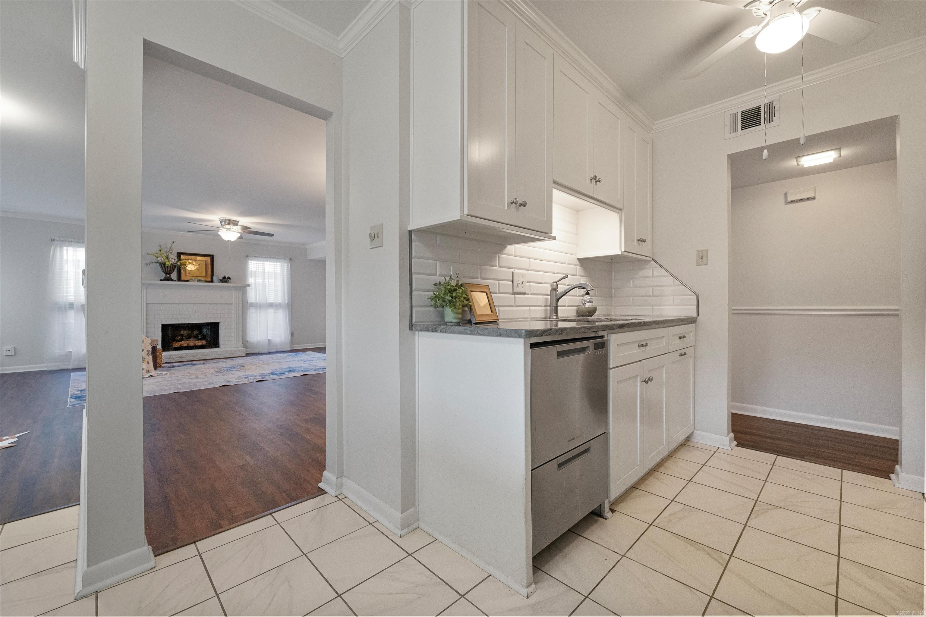 2001 Broken Bow  North Little Rock, AR