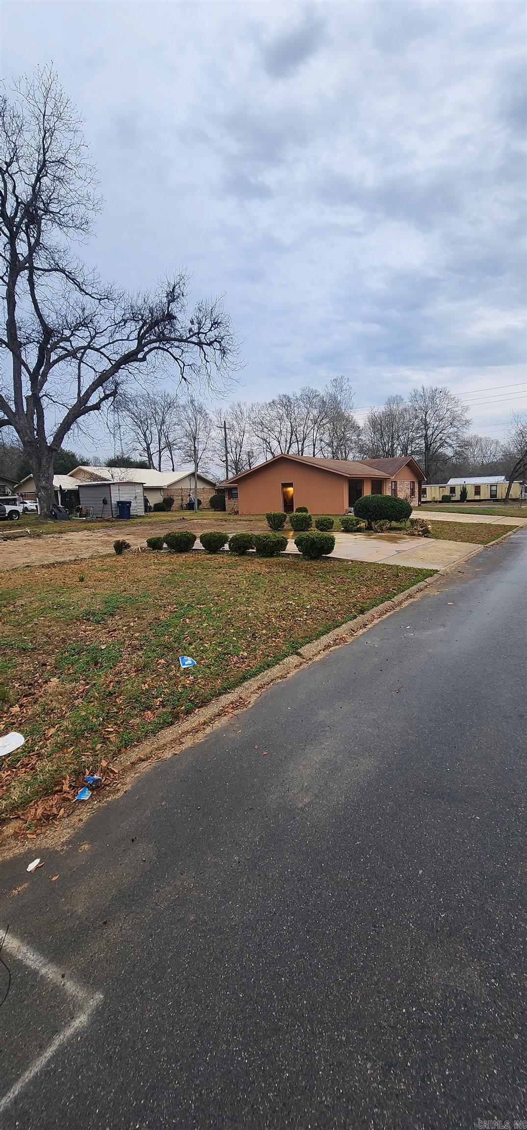 400 N Pine St  Junction City, AR