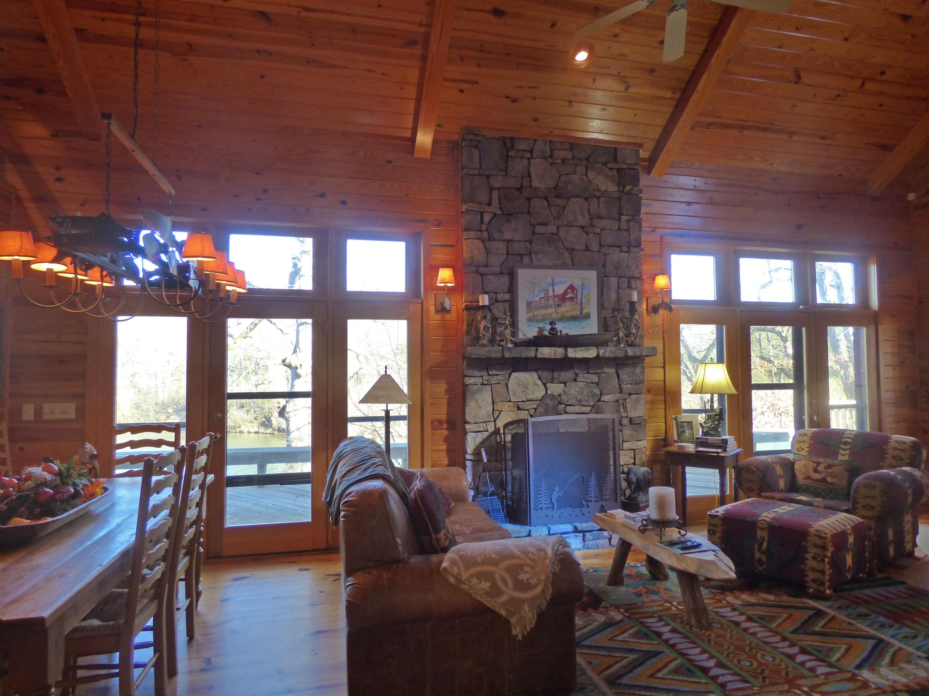 235 Waterside  Mammoth Spring, AR