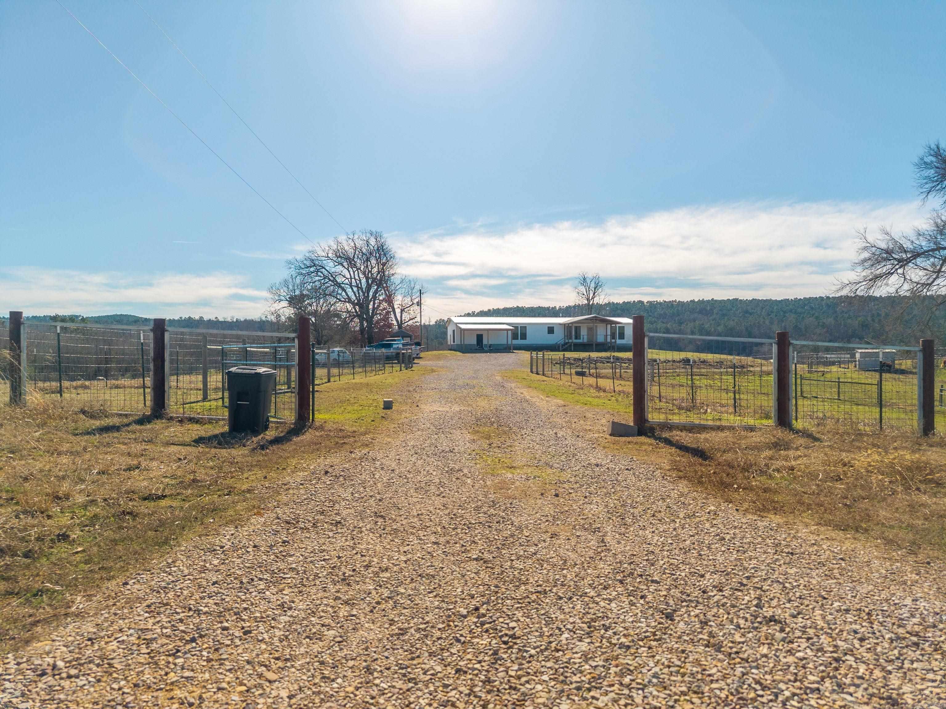 3329 Old Caddo Gap  Bonnerdale, AR