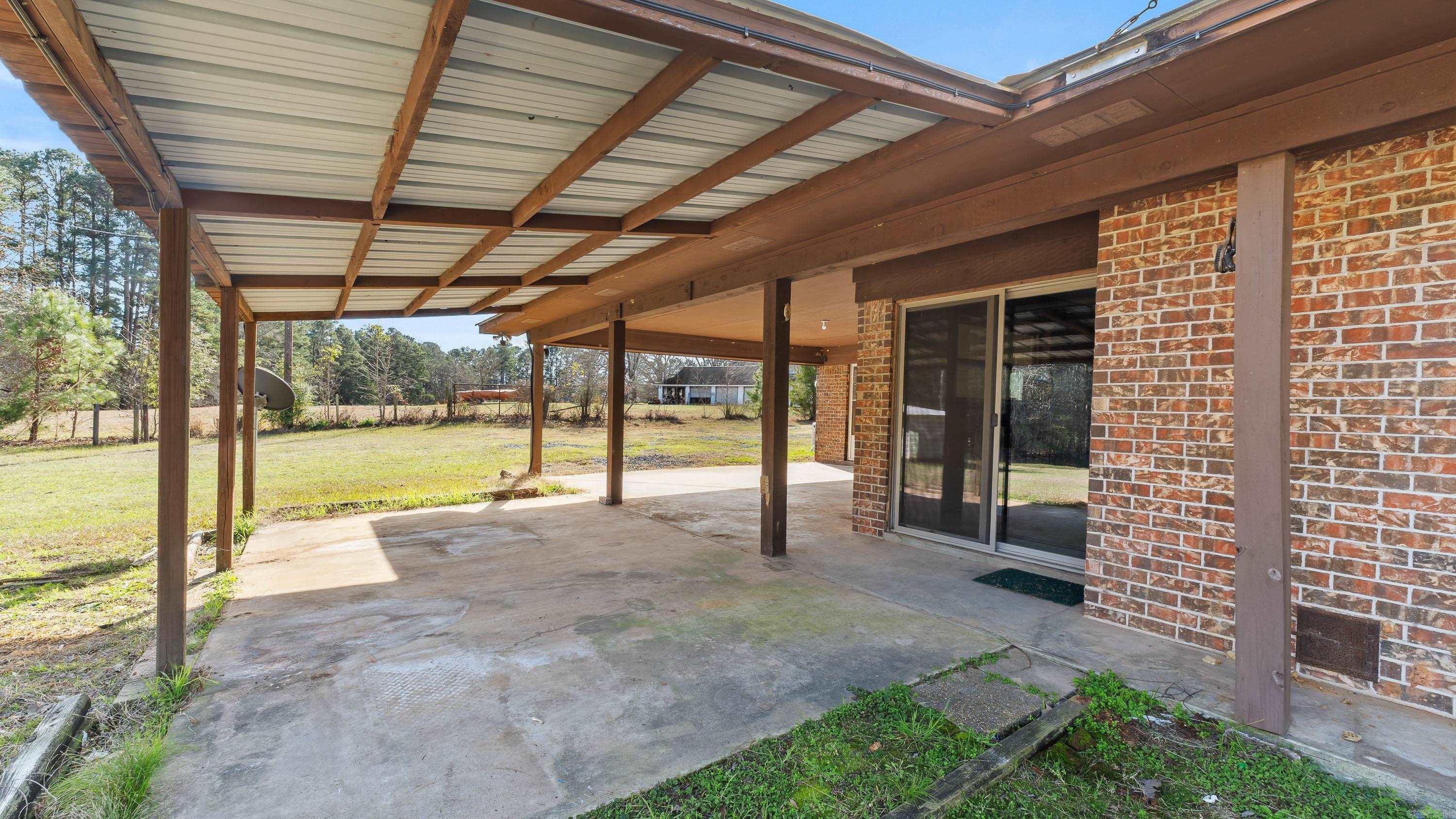 19506 FM 1841  Atlanta, TX