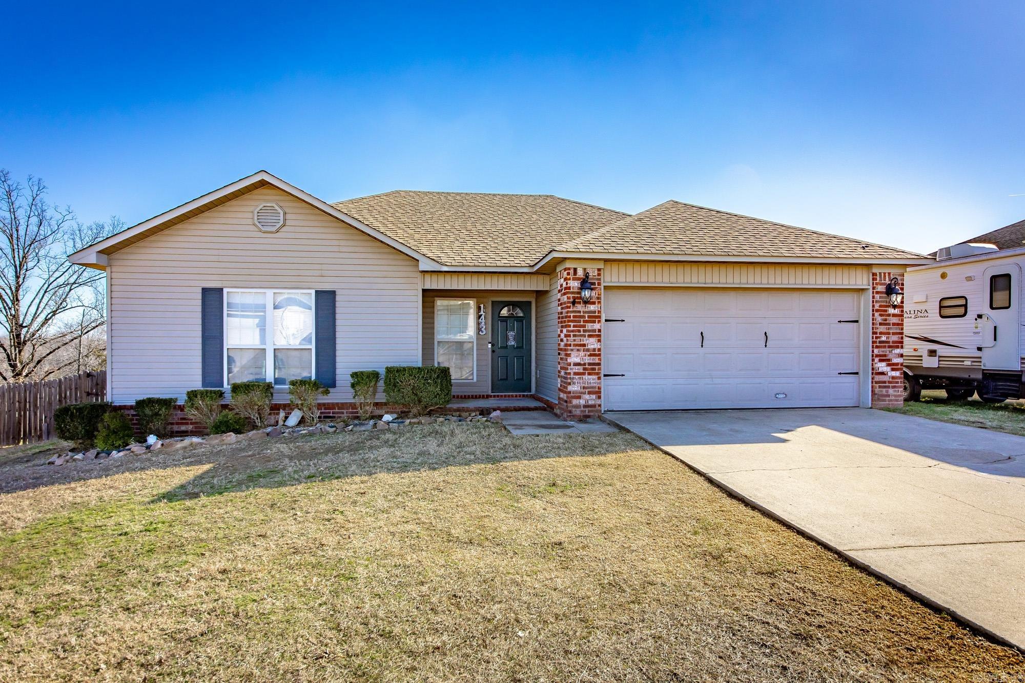 143 Weathering  Austin, AR