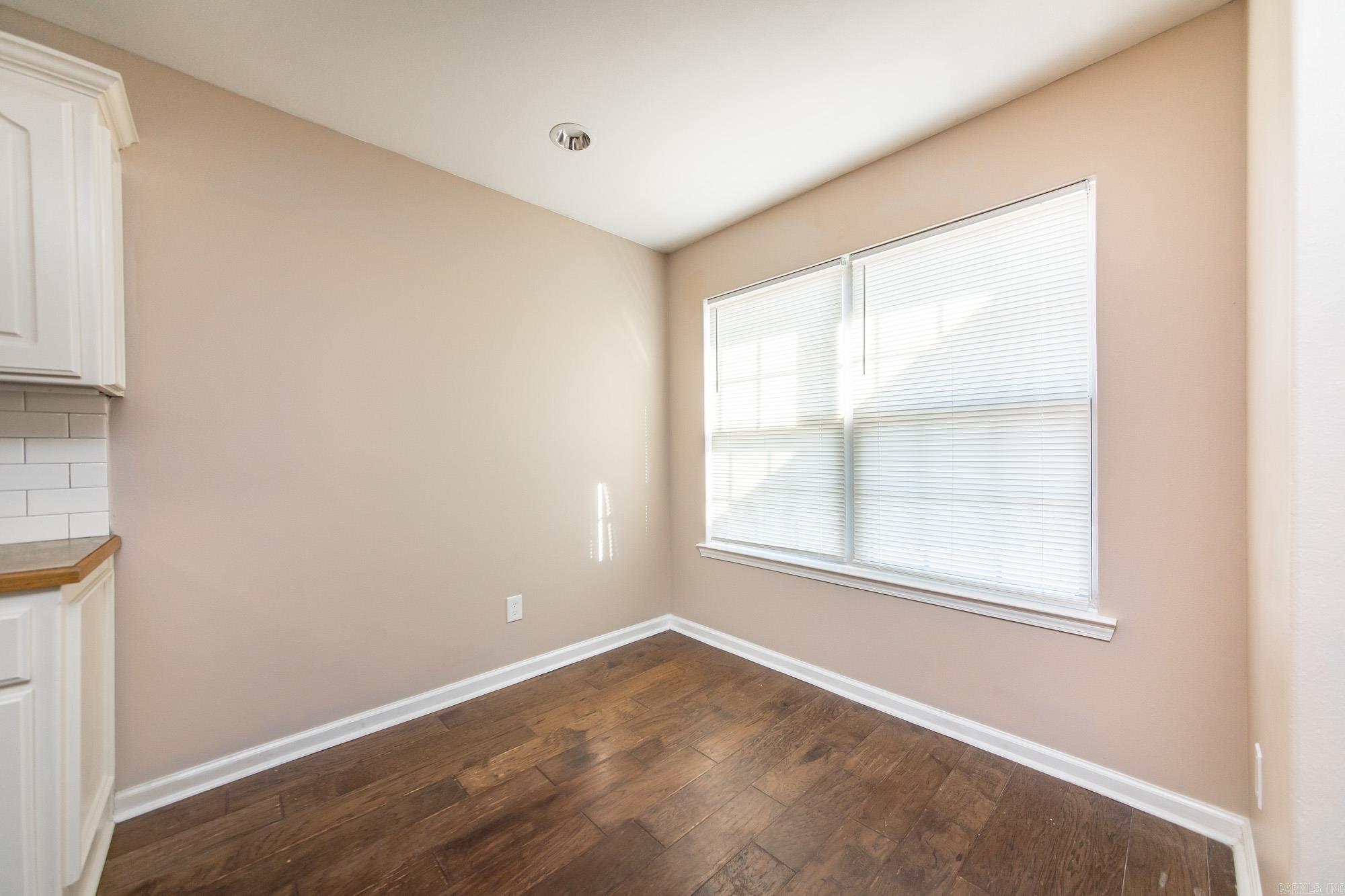 143 Weathering  Austin, AR