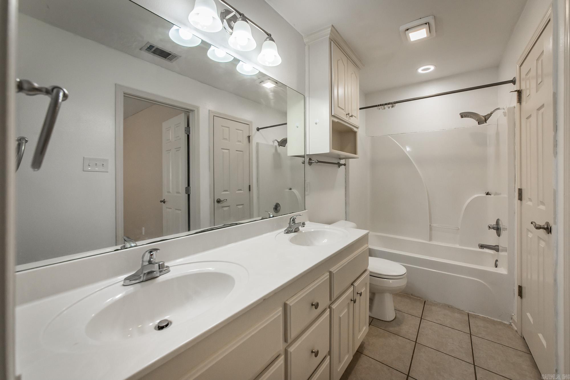 143 Weathering  Austin, AR