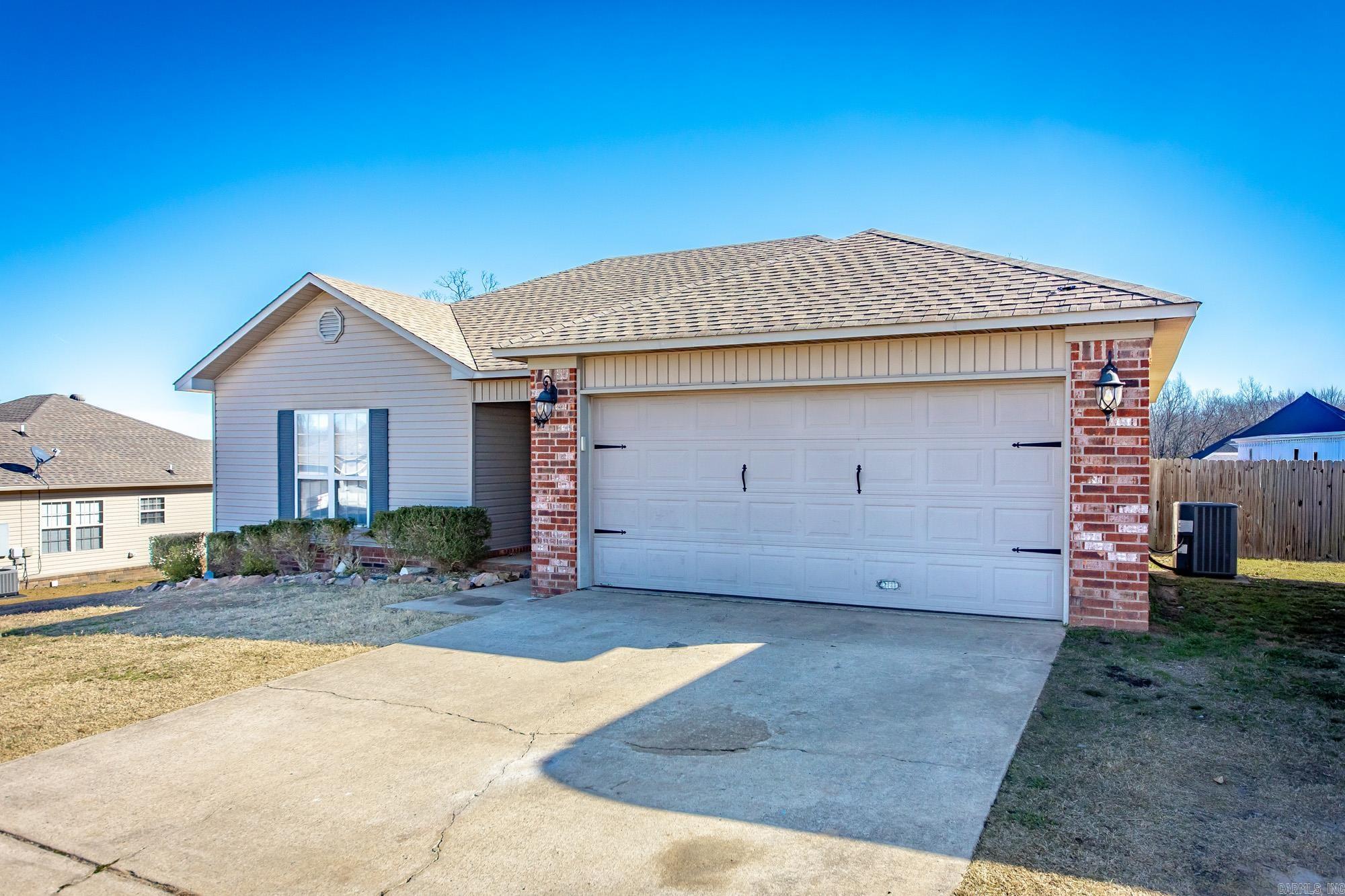 143 Weathering  Austin, AR