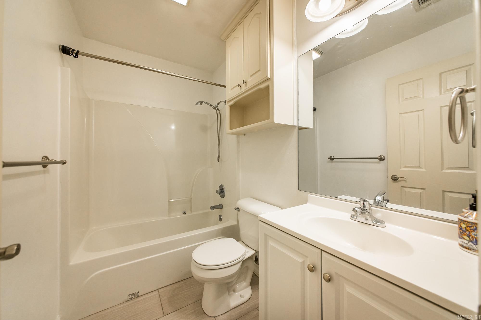 143 Weathering  Austin, AR