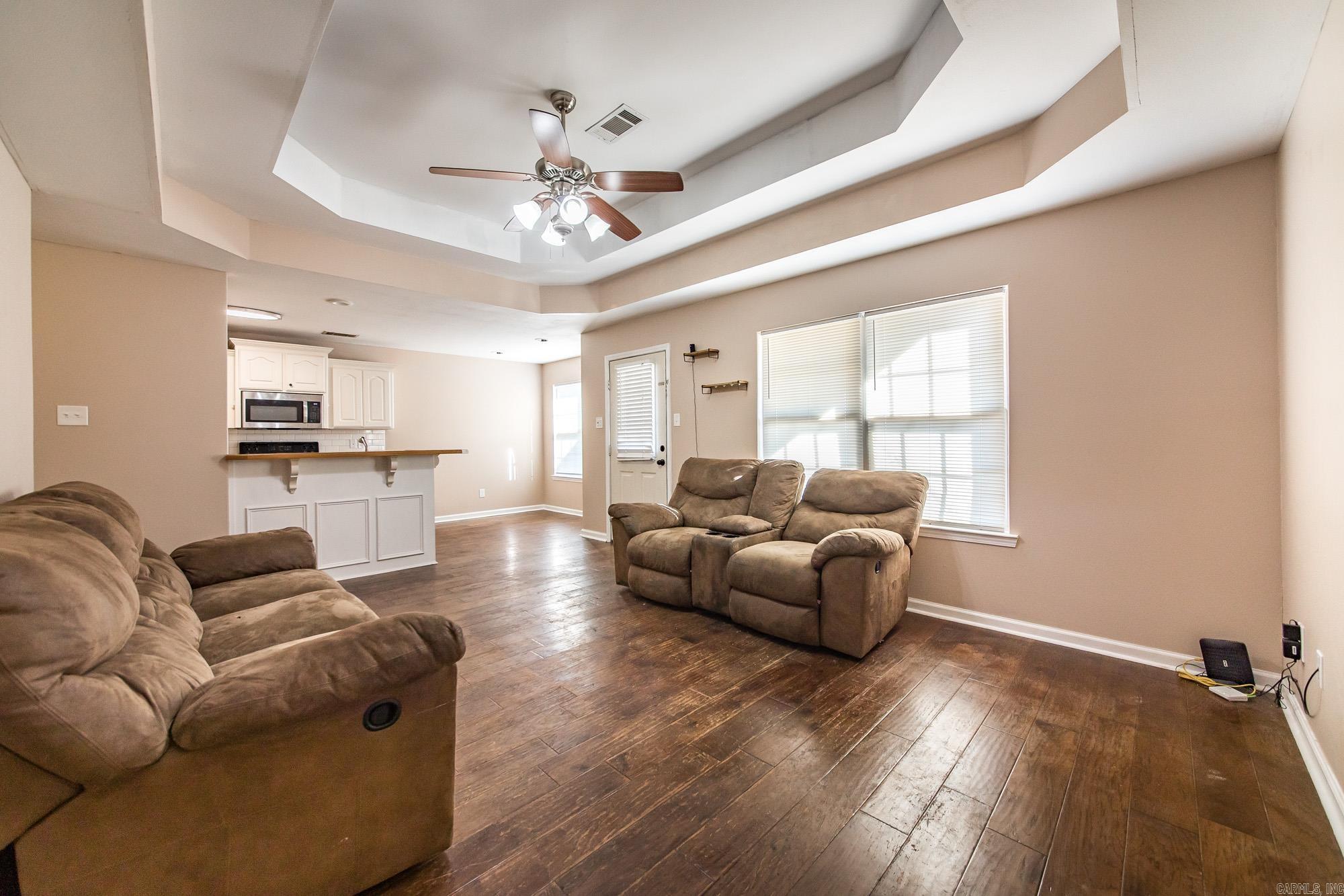 143 Weathering  Austin, AR