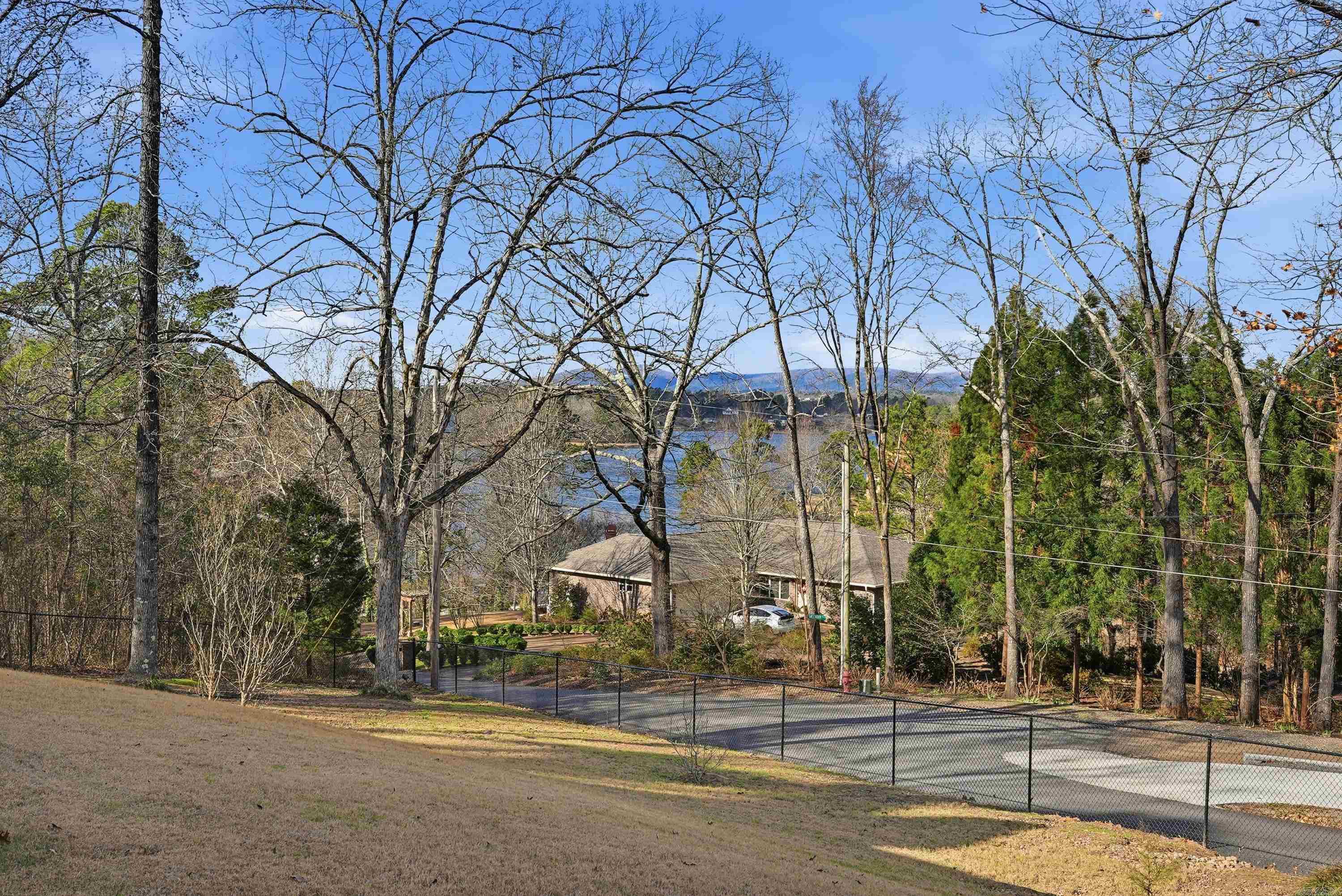 125 Luek Lane  Hot Springs, AR