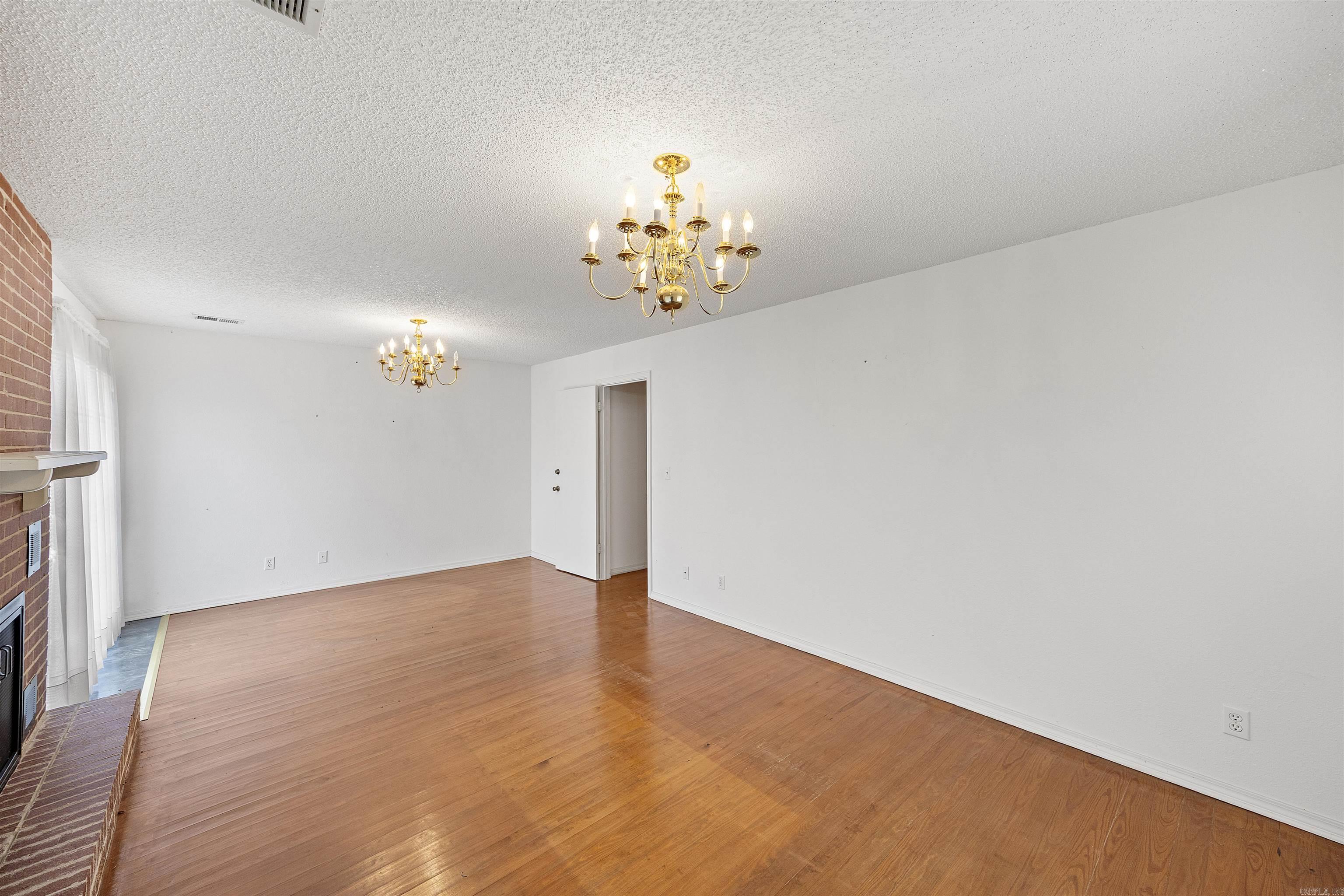 1914 E AR-22  Branch, AR