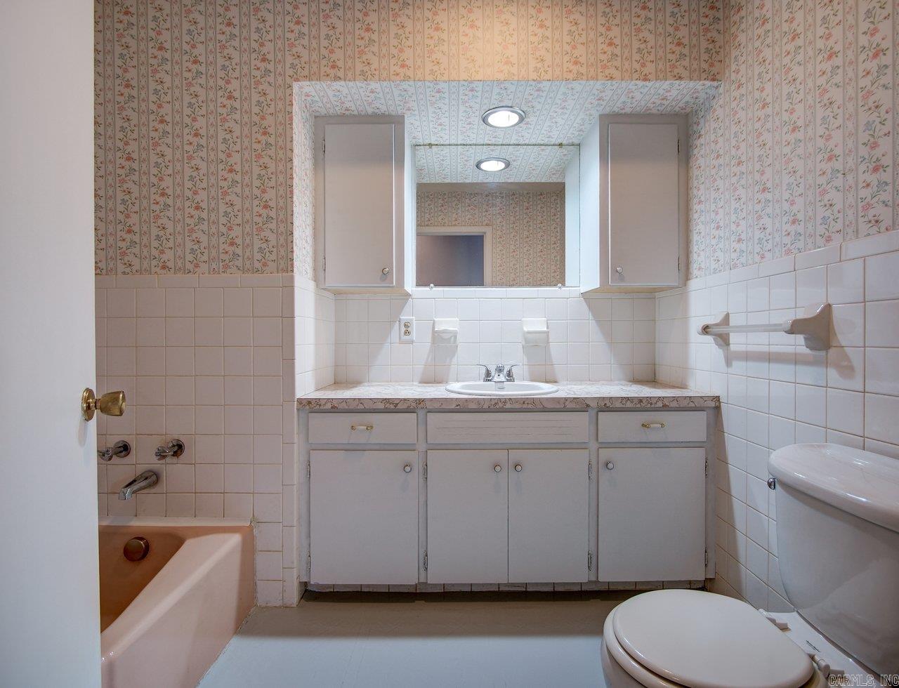 107 Sherman  Hot Springs, AR