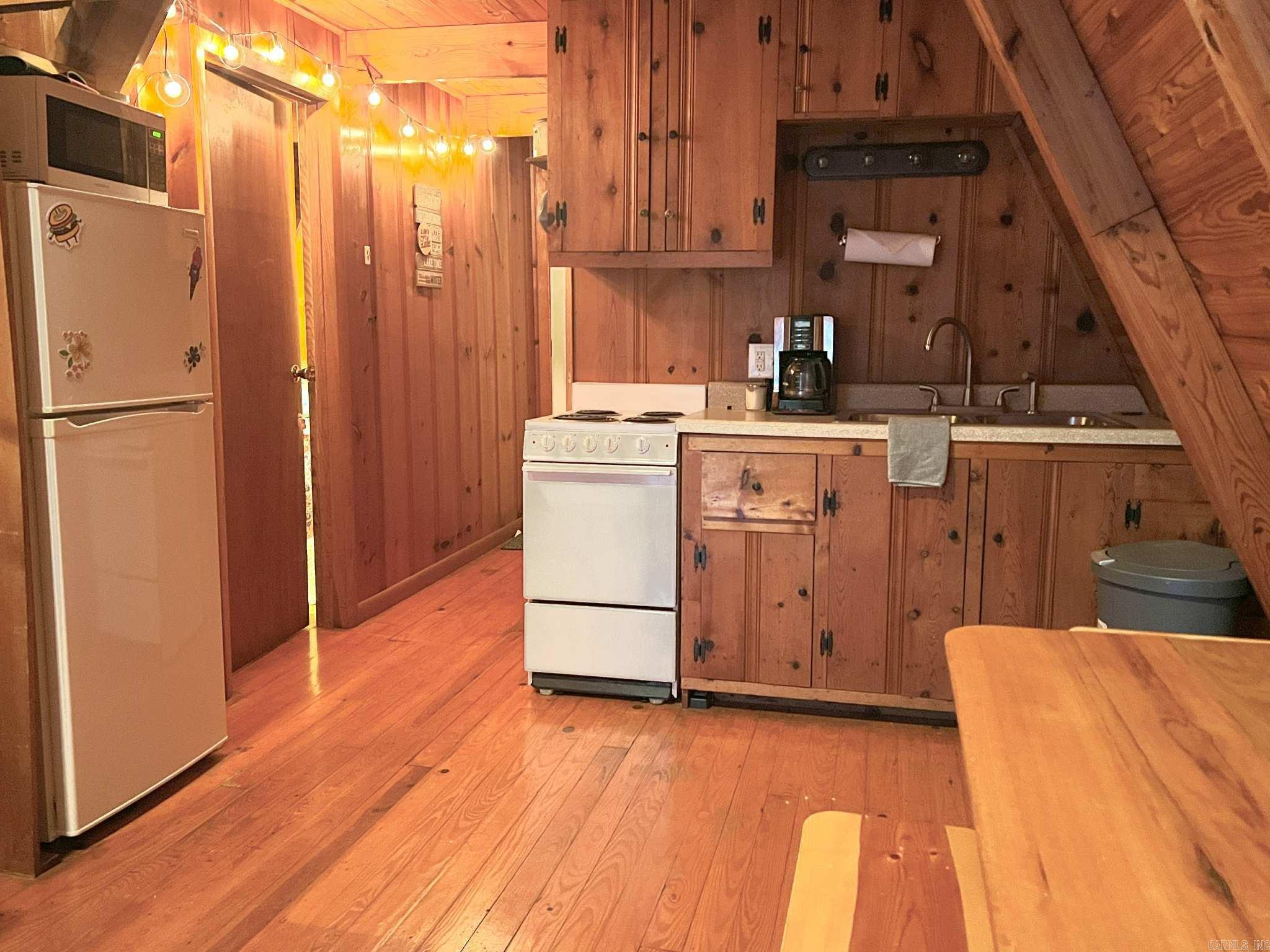 48 Sumac Dr  Henderson, AR