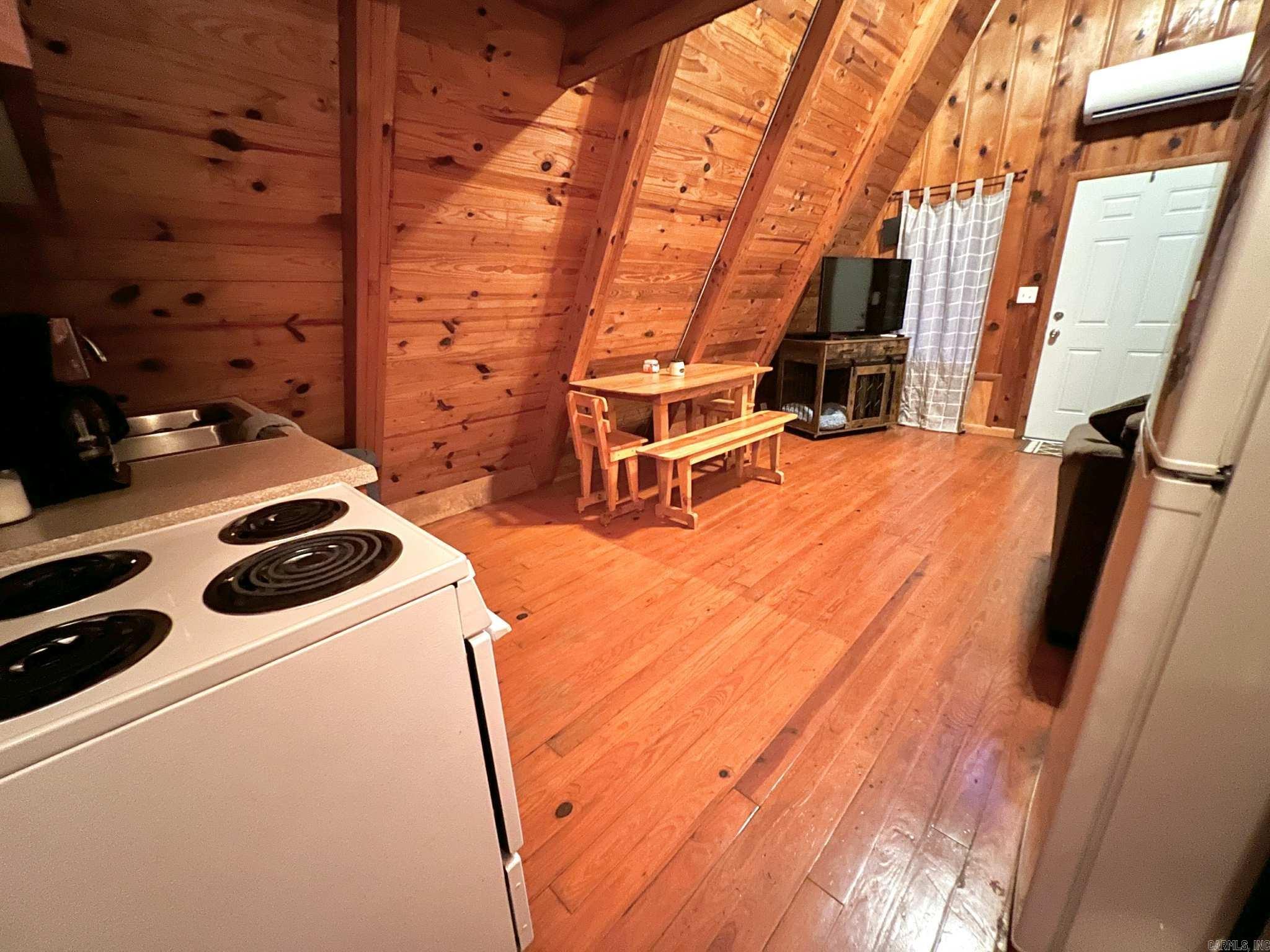 48 Sumac Dr  Henderson, AR