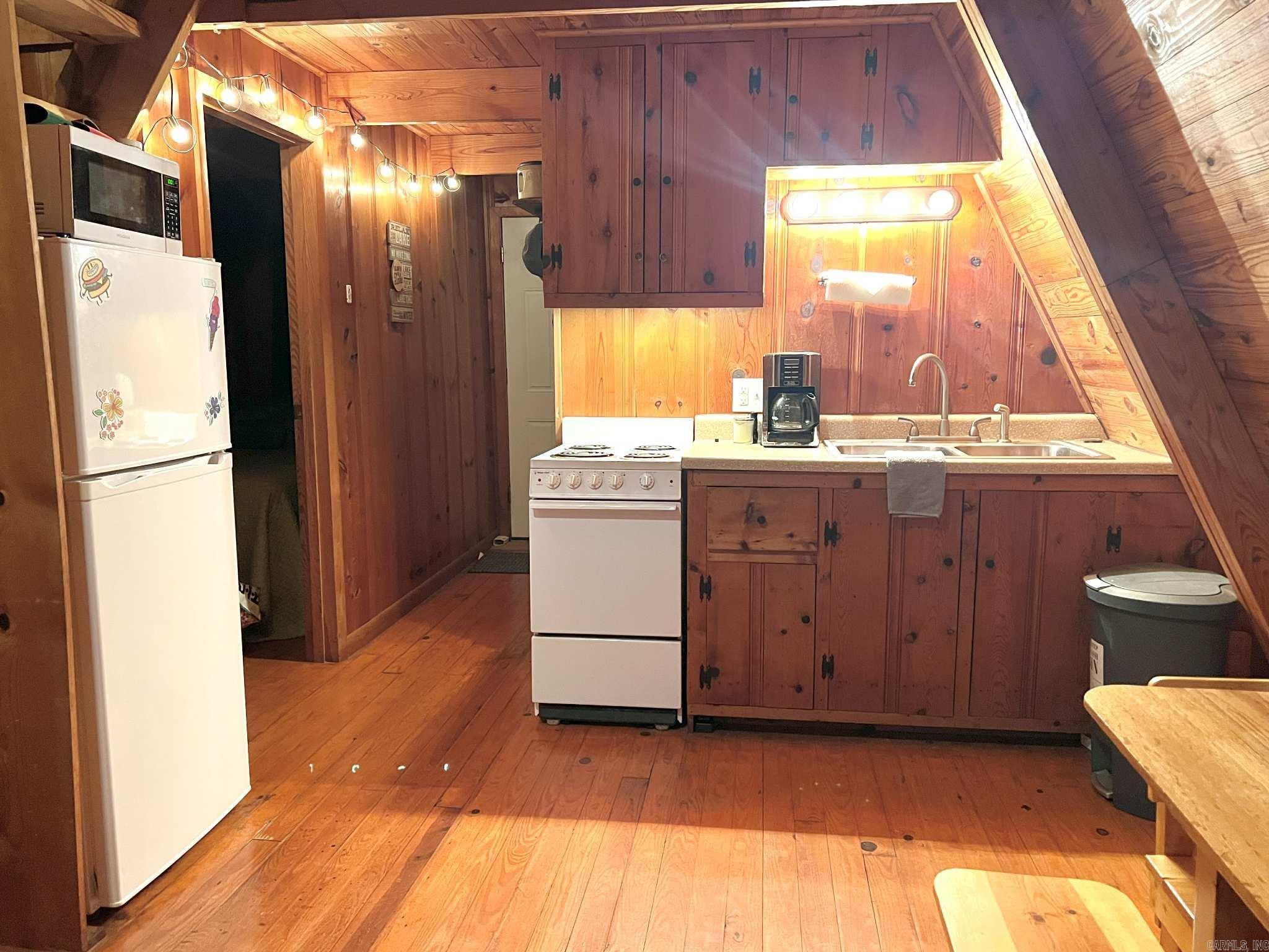 48 Sumac Dr  Henderson, AR