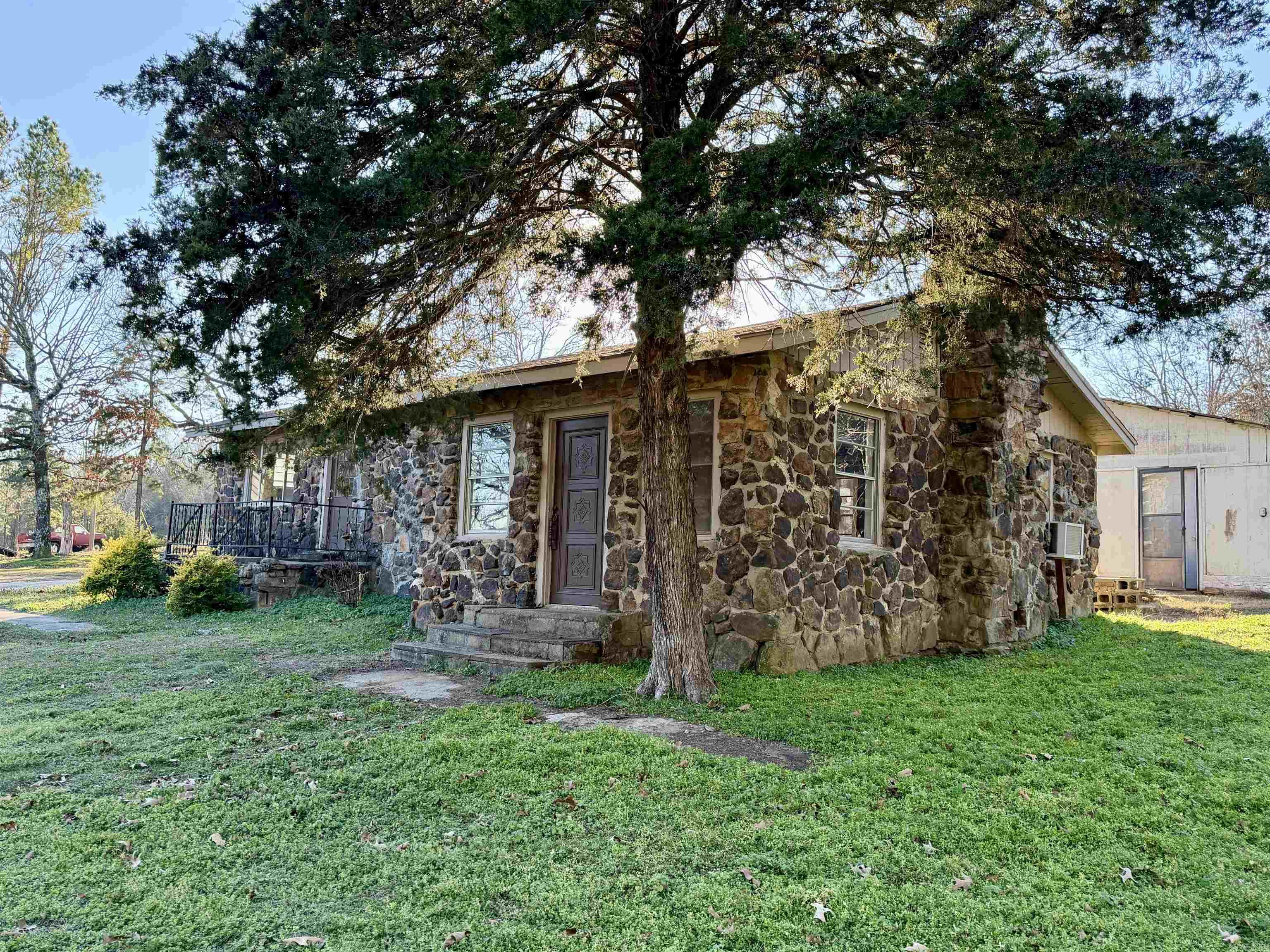 1128 County Road 3291  Clarksville, AR