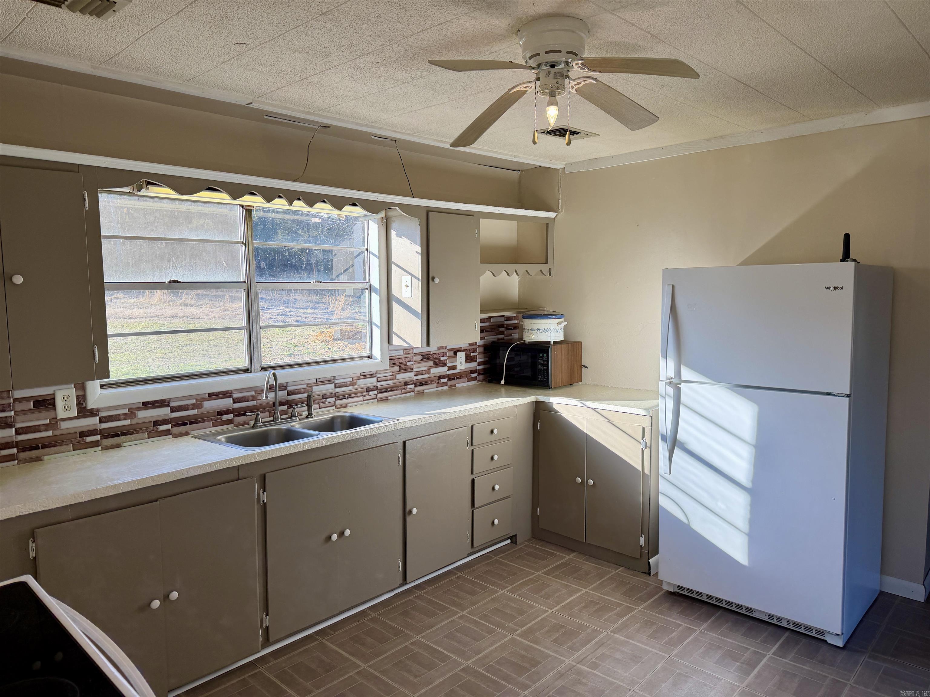 1128 County Road 3291  Clarksville, AR