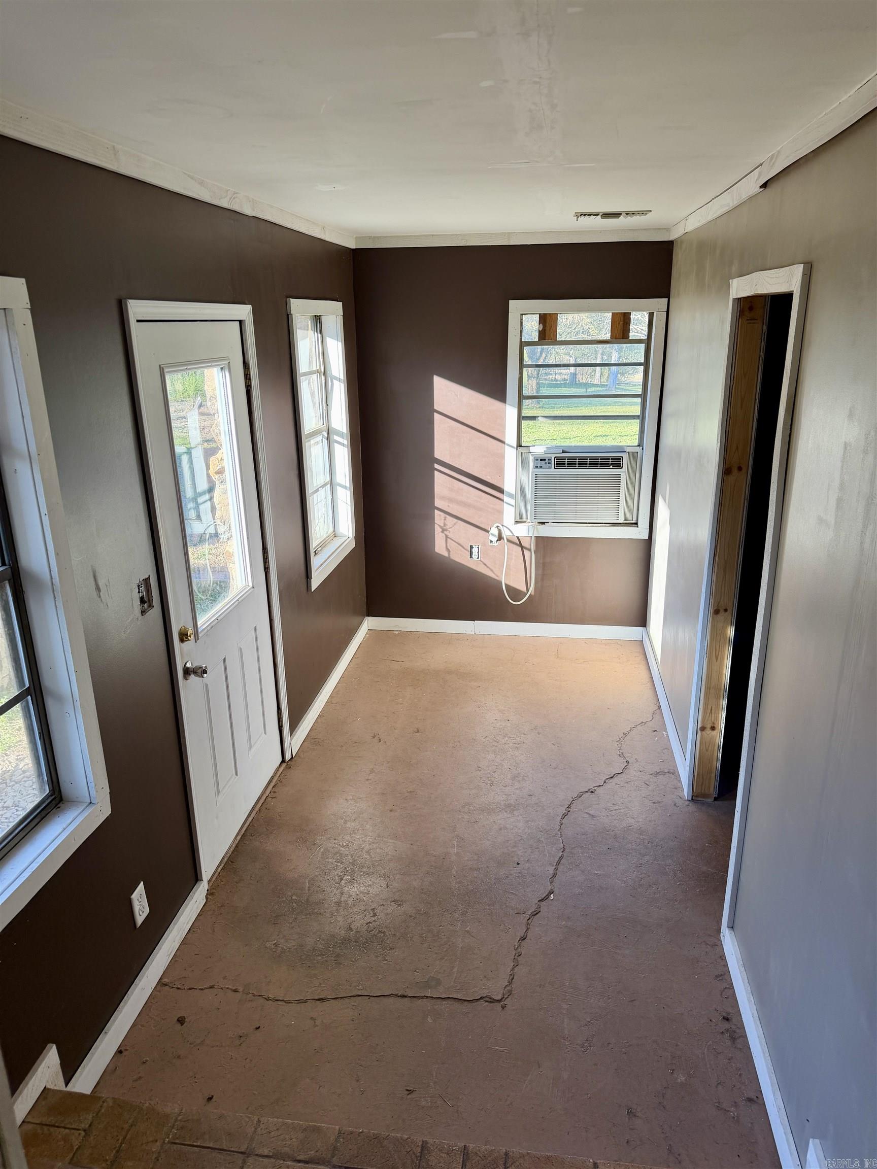 1128 County Road 3291  Clarksville, AR