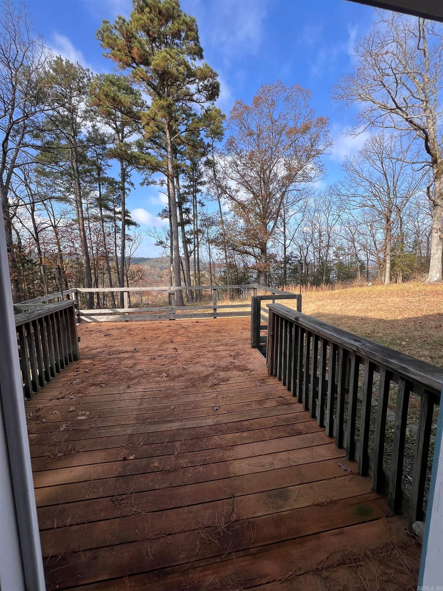 589 PR 2721  London, AR