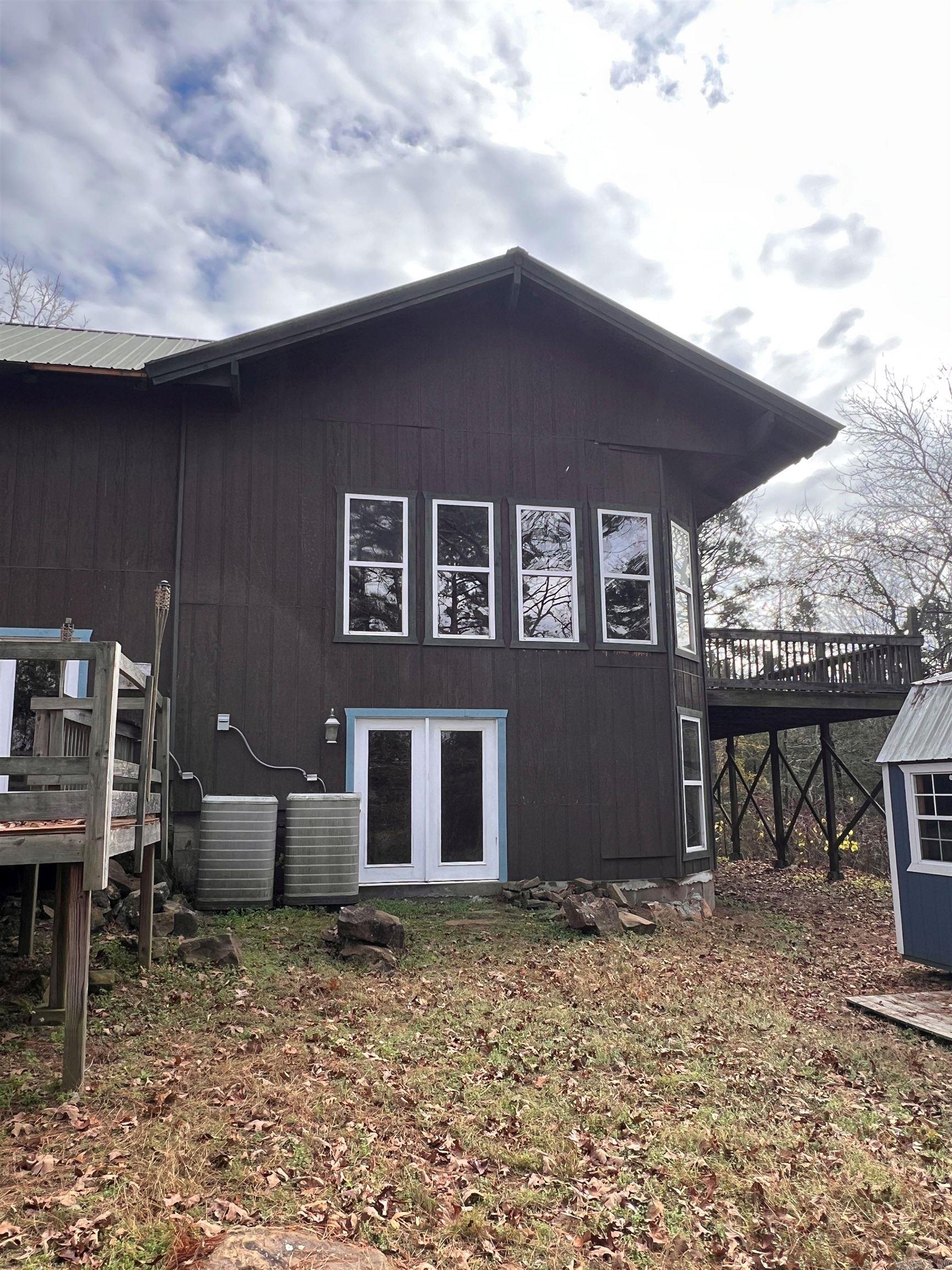 589 PR 2721  London, AR