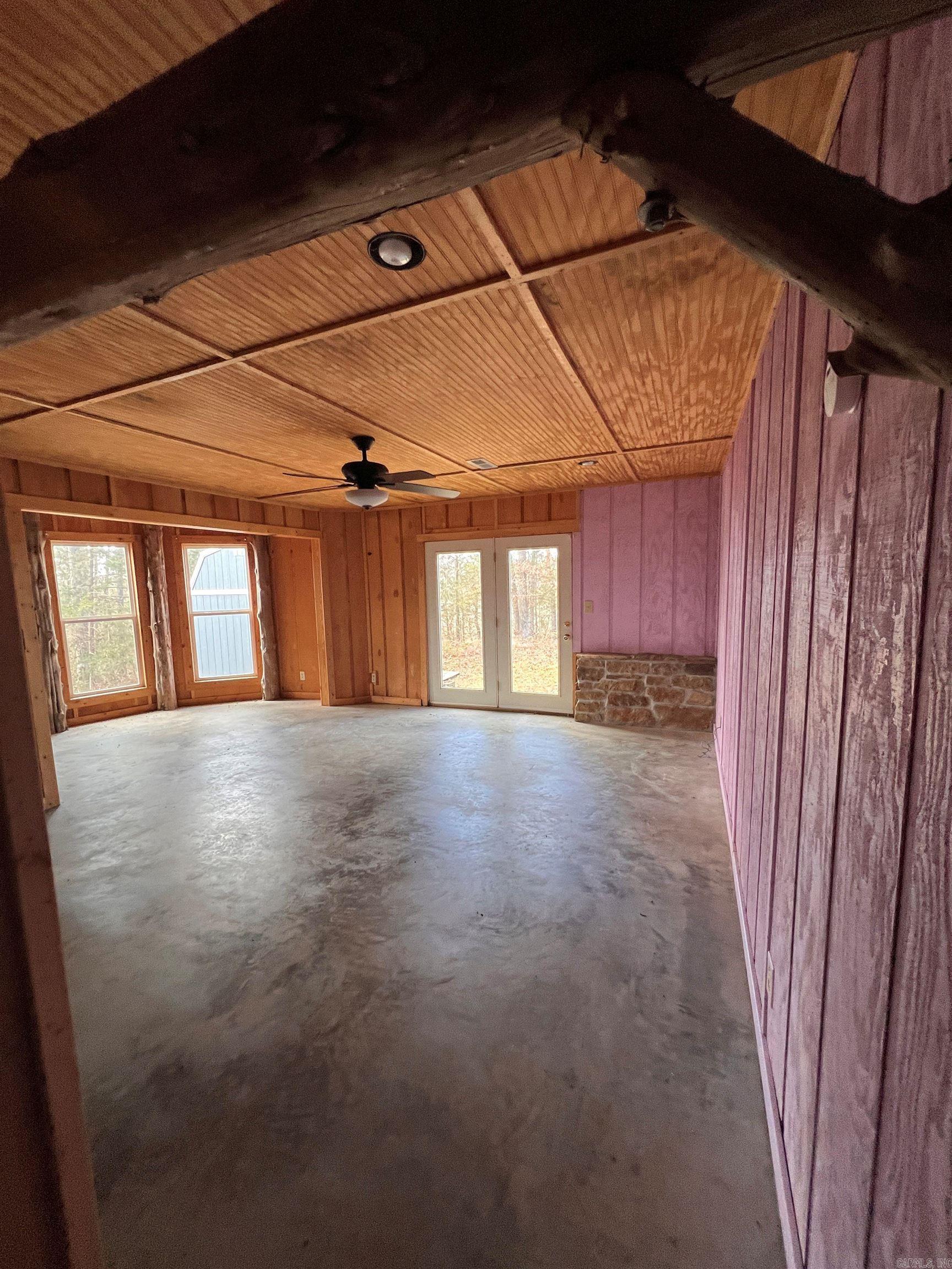 589 PR 2721  London, AR