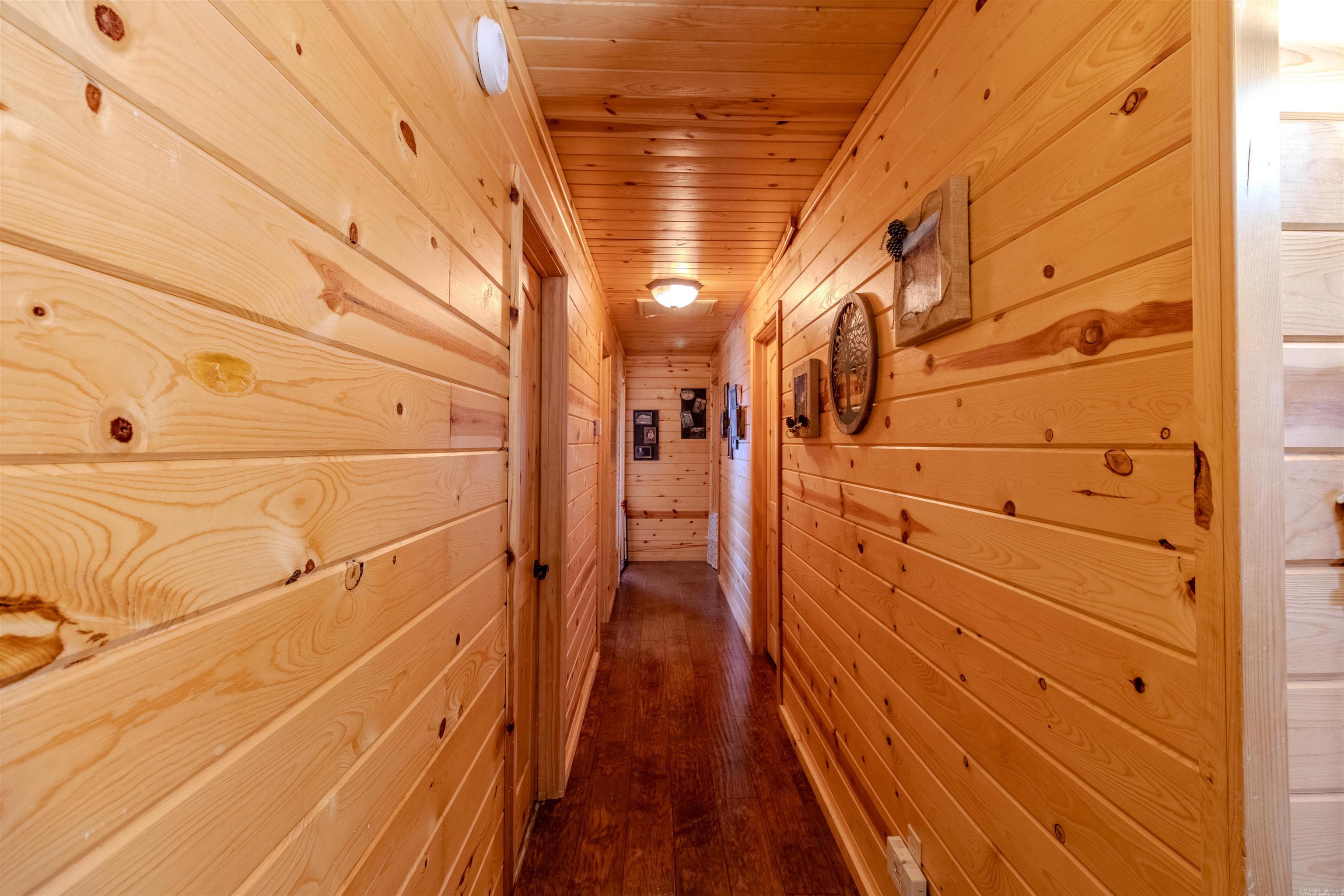 700 N Hillcrest St  Clarksville, AR