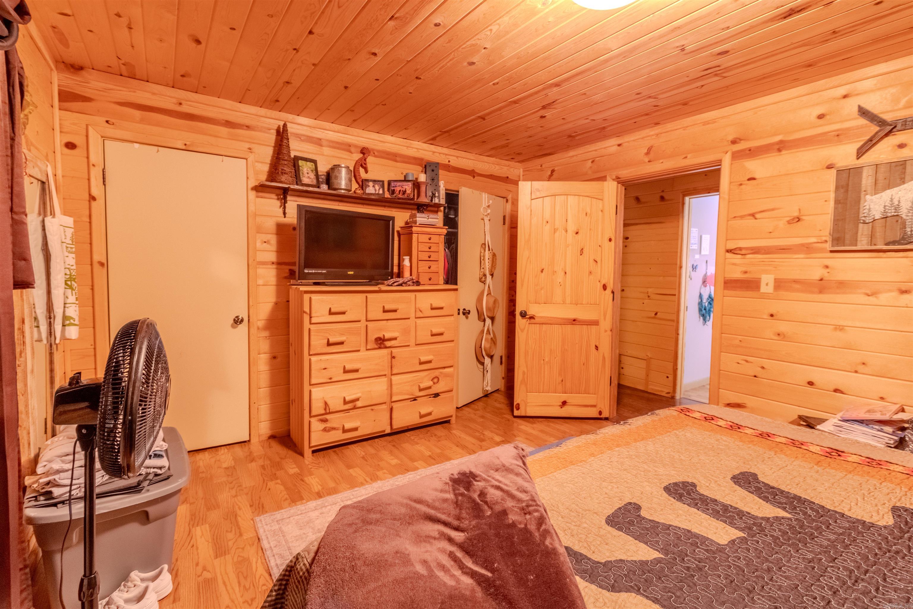 700 N Hillcrest St  Clarksville, AR