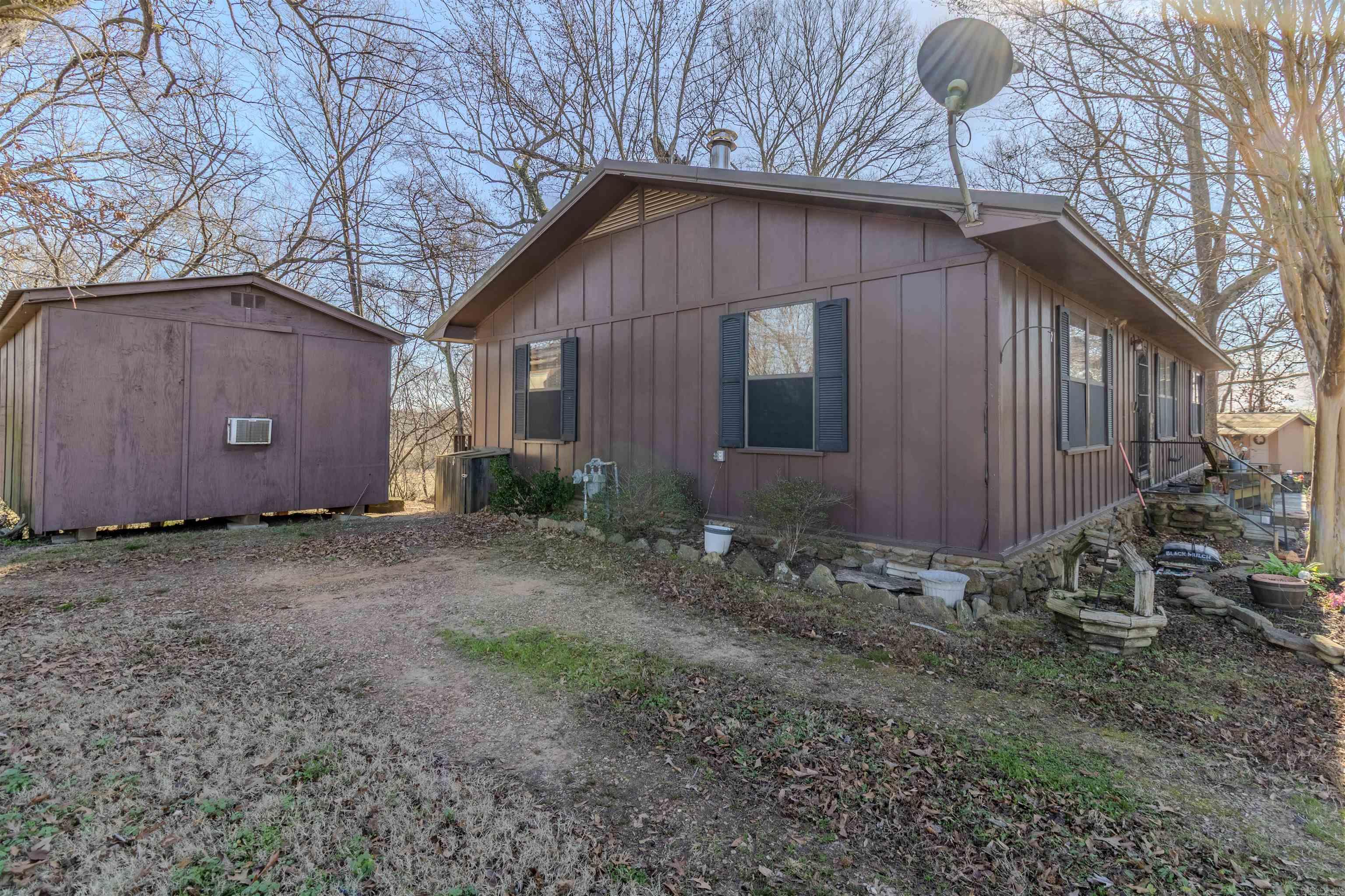 700 N Hillcrest St  Clarksville, AR