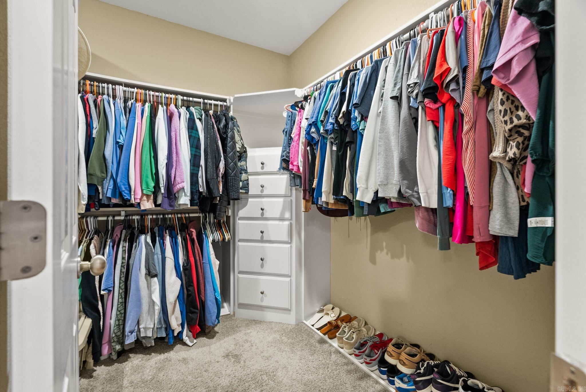 4 Friendly  Greenbrier, AR