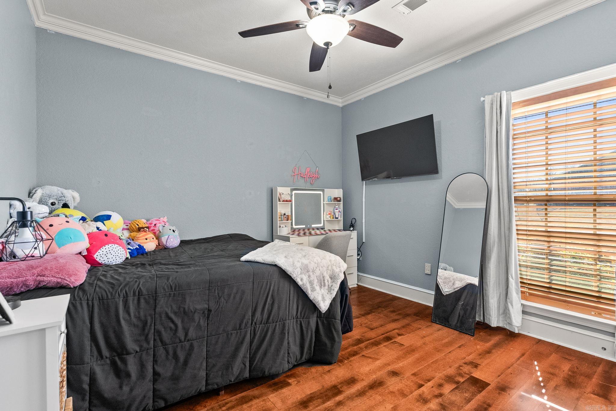 4 Friendly  Greenbrier, AR