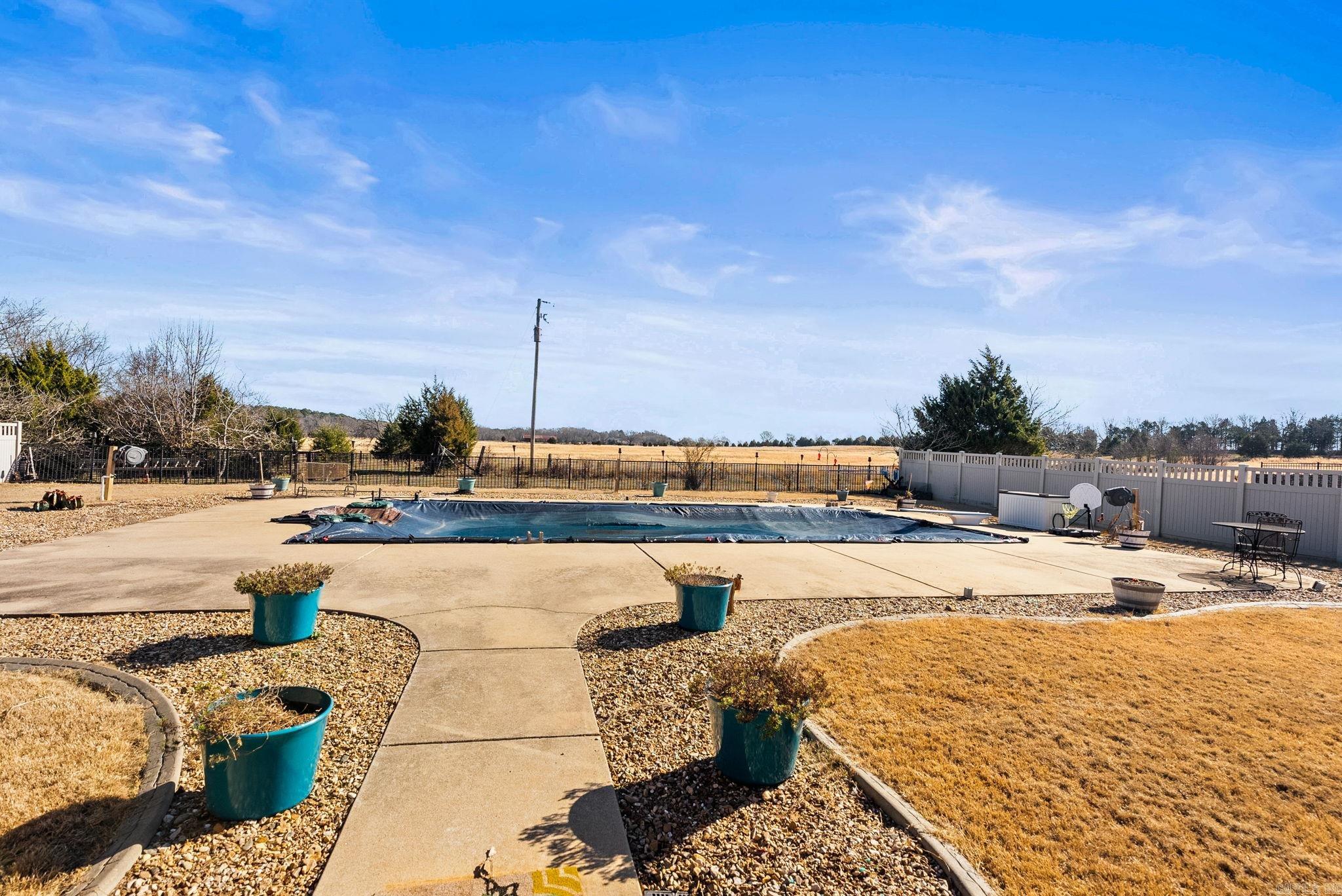 4 Friendly  Greenbrier, AR