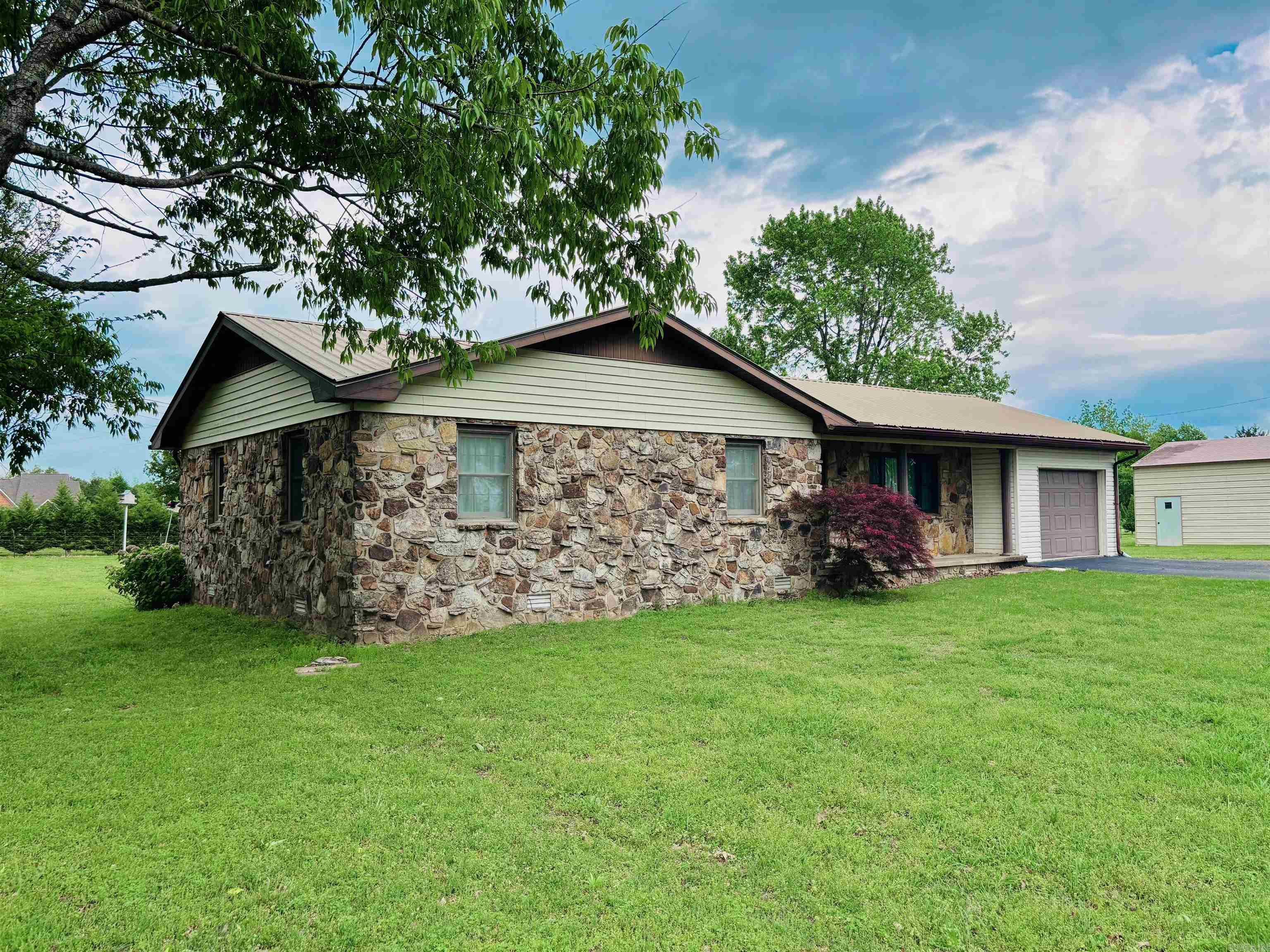 5005 Highway 90 Pocahontas, AR 72455