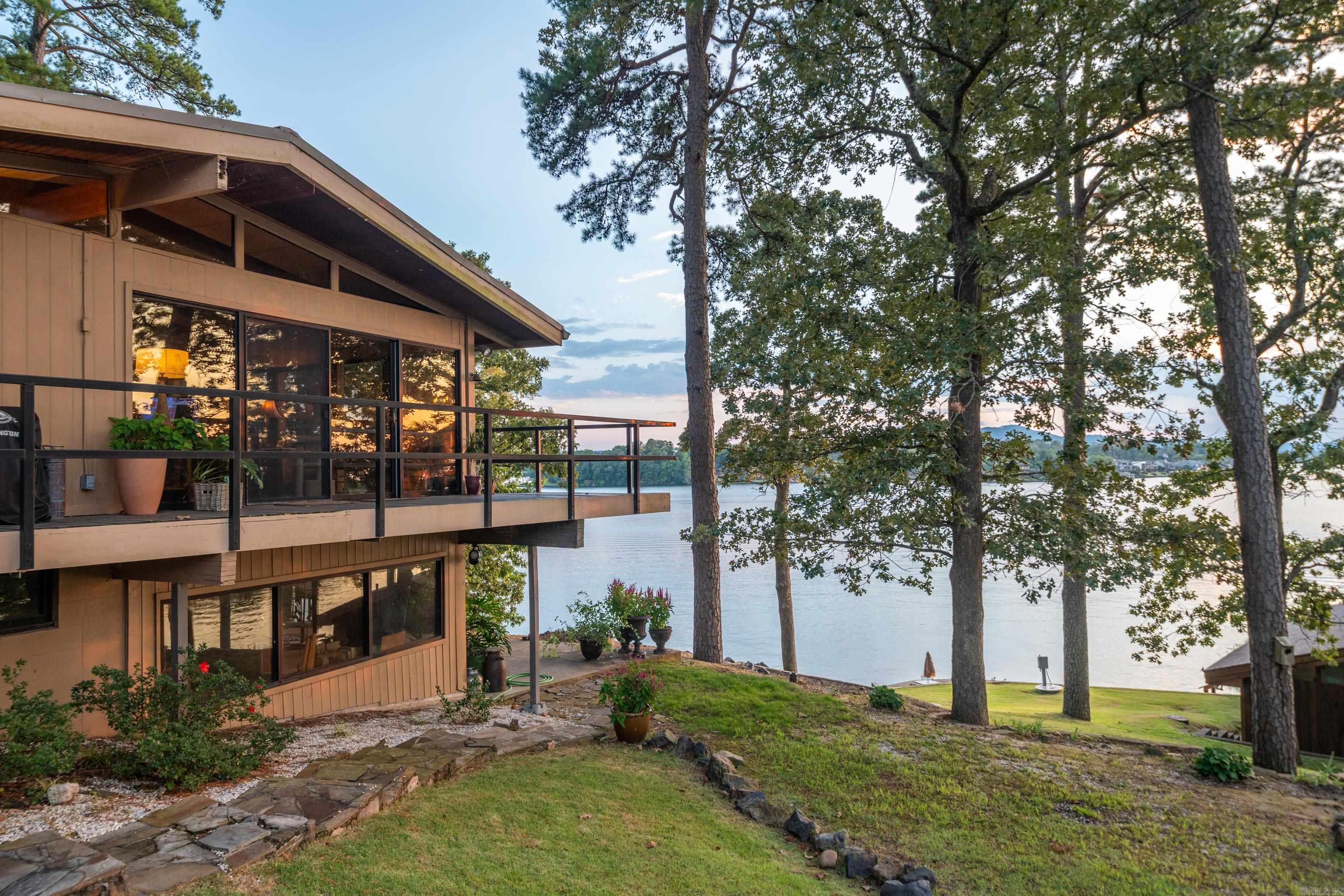 820 Lakeland Pt  Hot Springs, AR