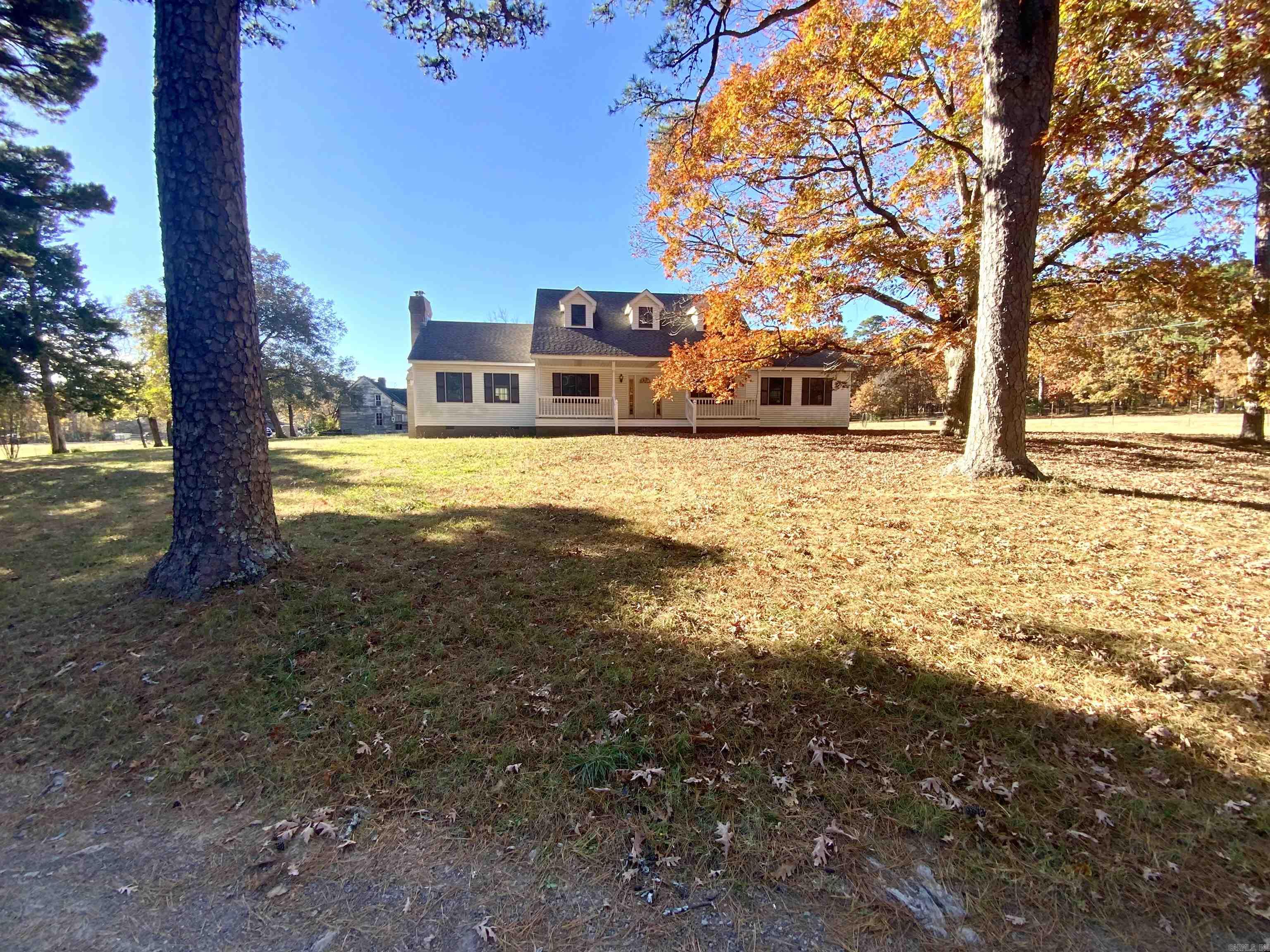 949 DeKalb  Tumbling Shoals, AR